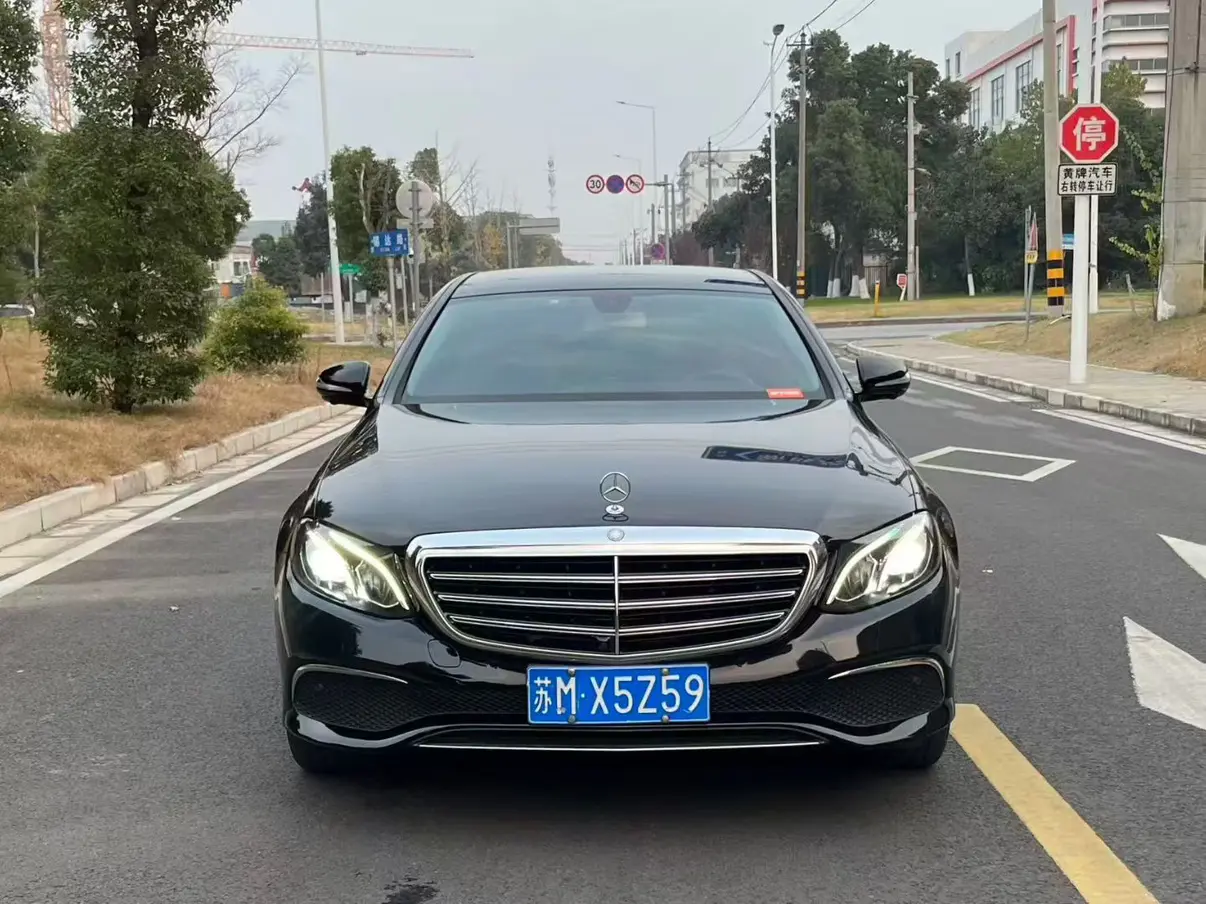 Mercedes-Benz E-Class  из Китая