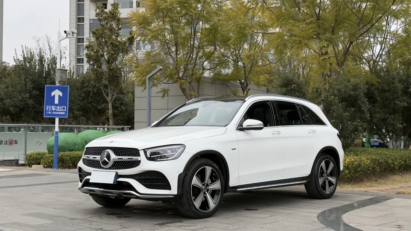Mercedes-Benz GLC  из Китая