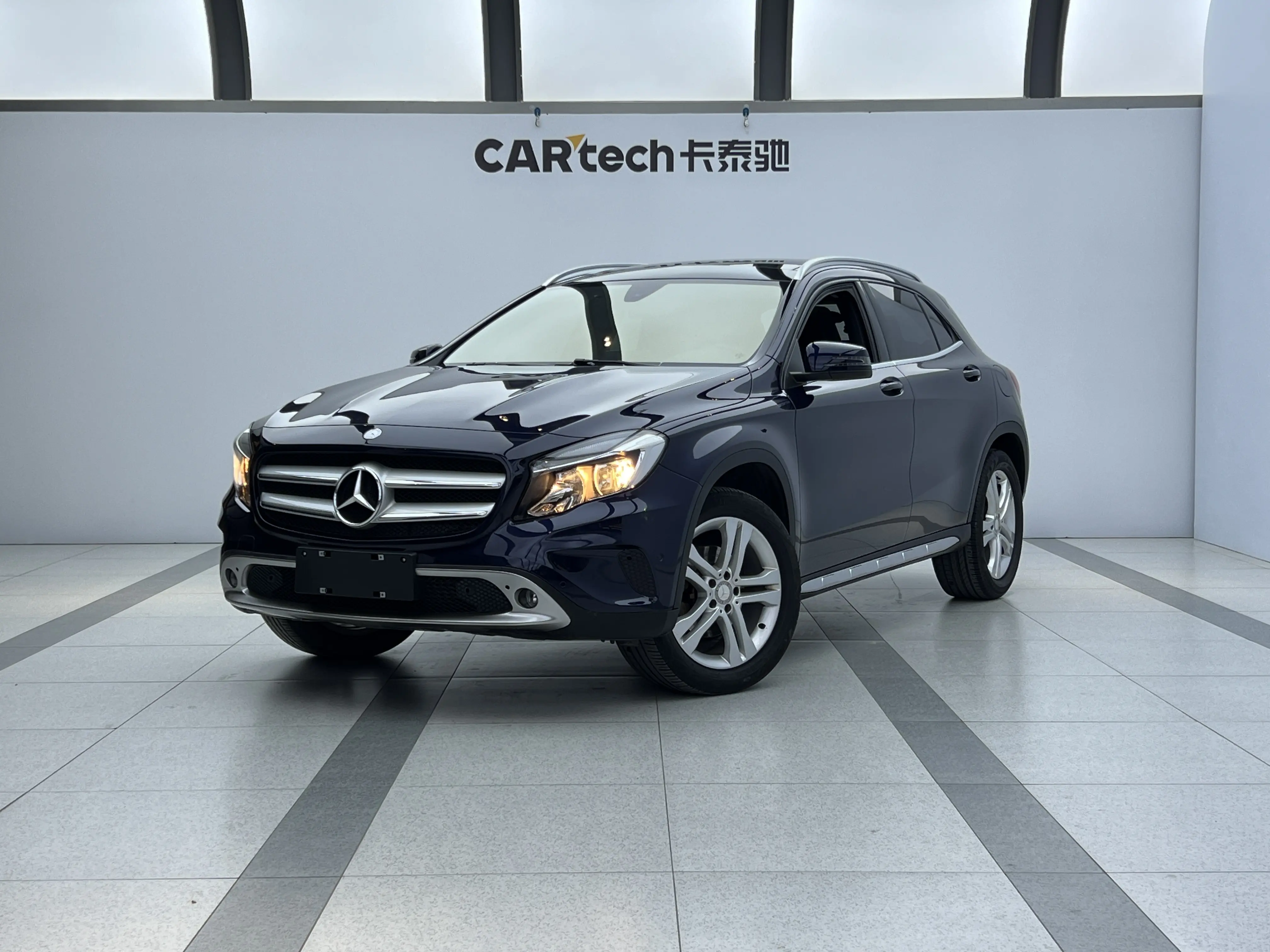 Mercedes-Benz GLA  из Китая