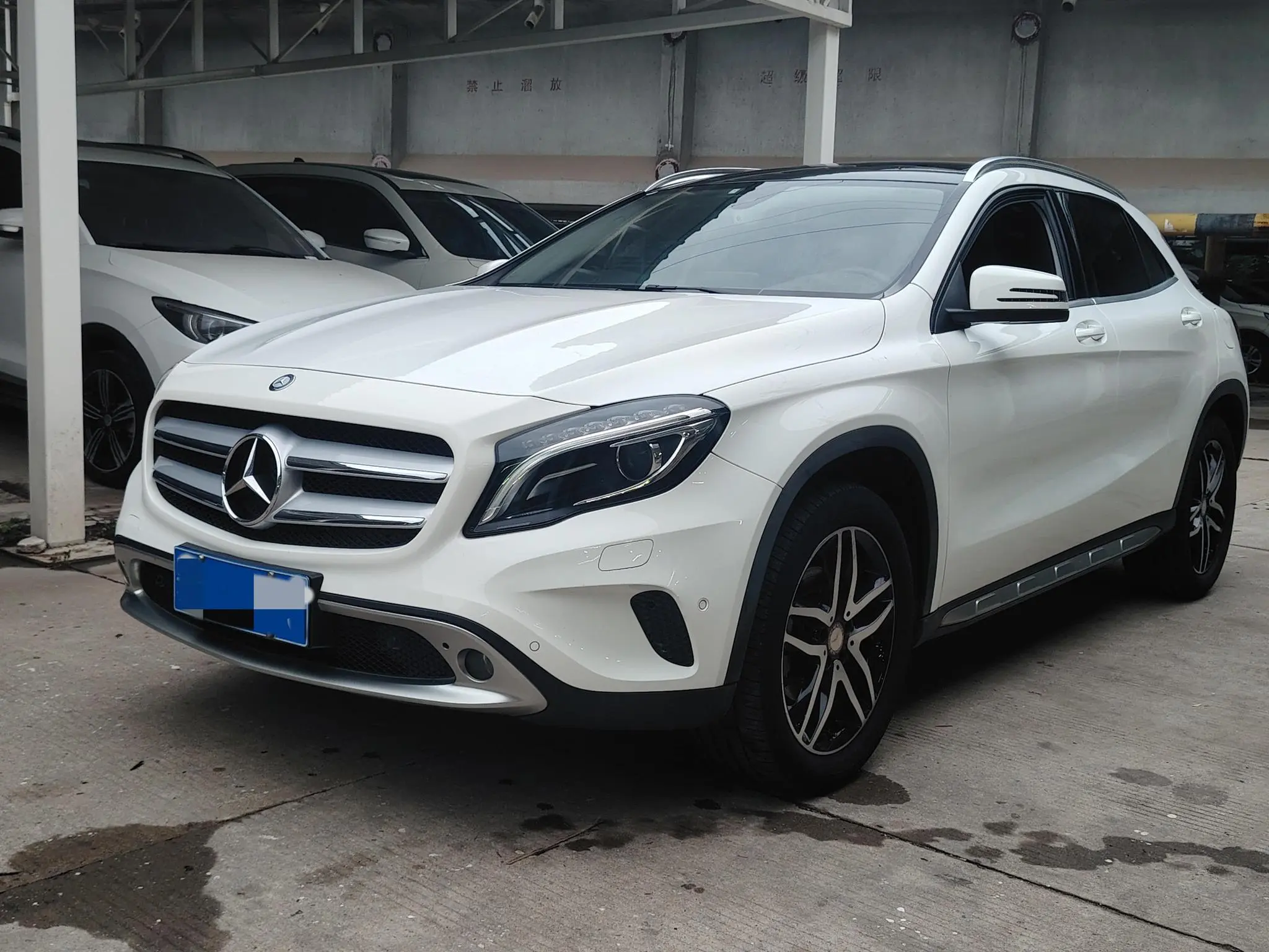 Mercedes-Benz GLA  из Китая