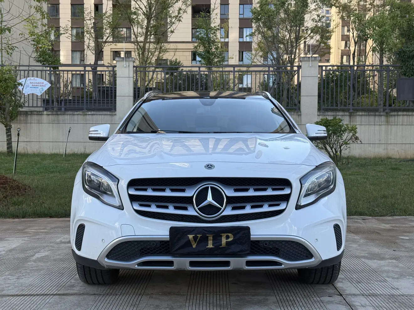 Mercedes-Benz GLA  из Китая