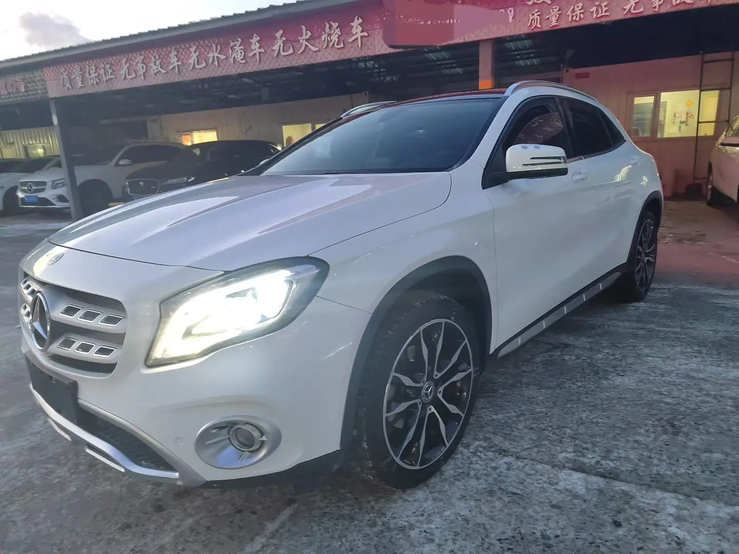 Mercedes-Benz GLA  из Китая