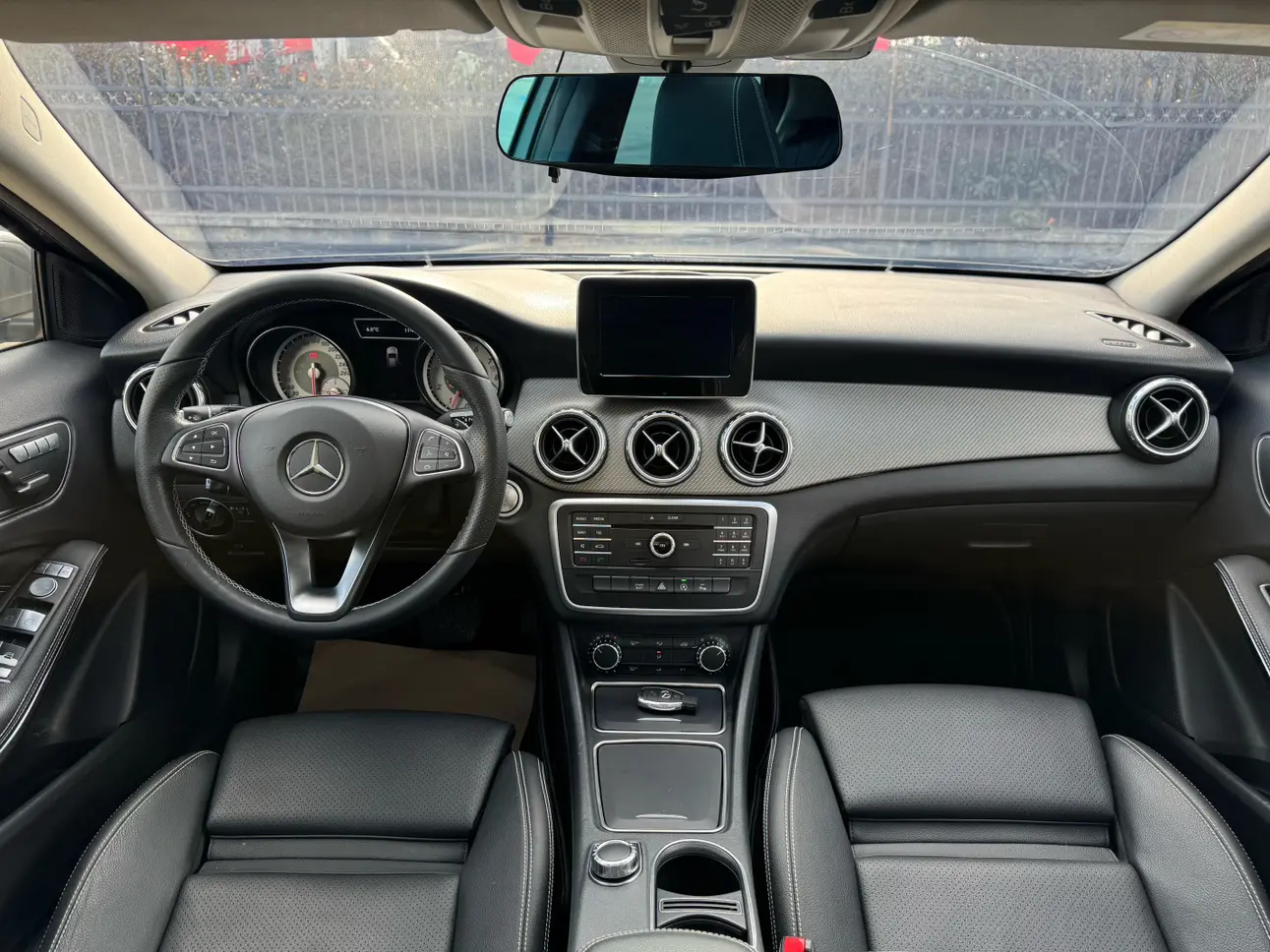 Mercedes-Benz GLA  из Китая