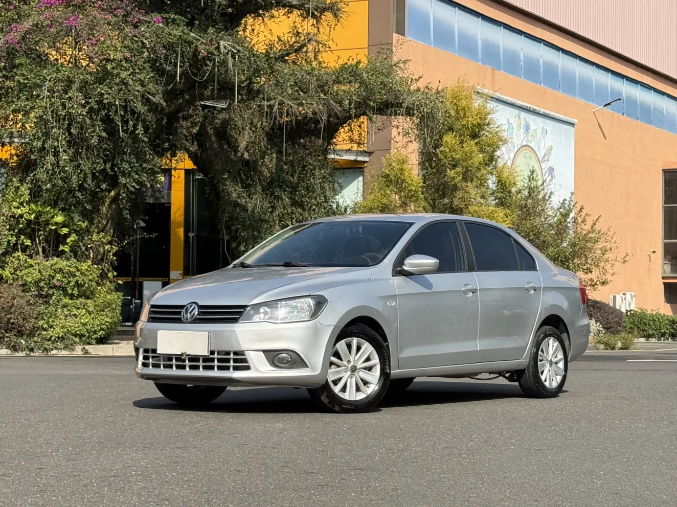 Volkswagen Jetta  из Китая