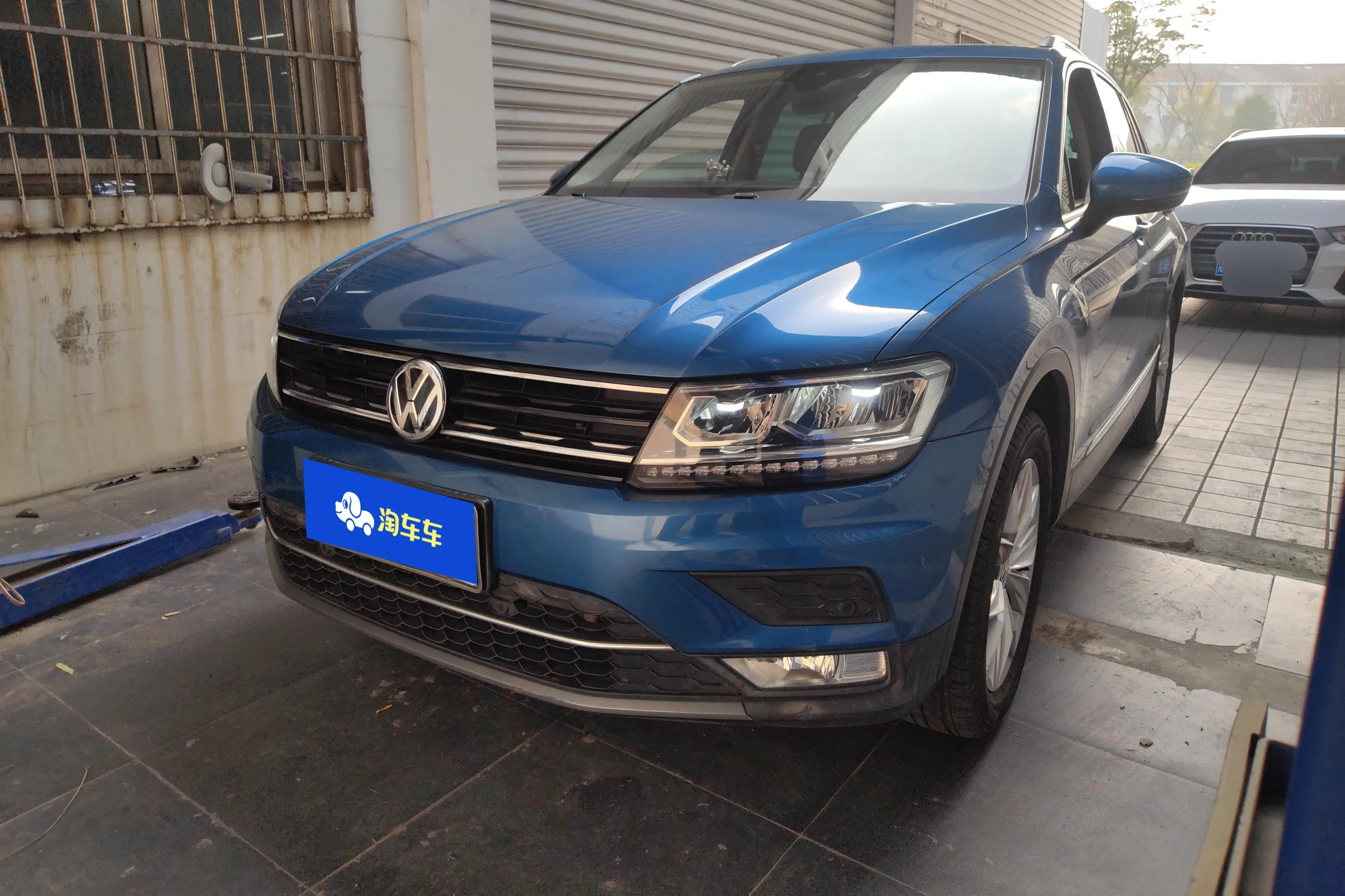 Volkswagen Tiguan  из Китая