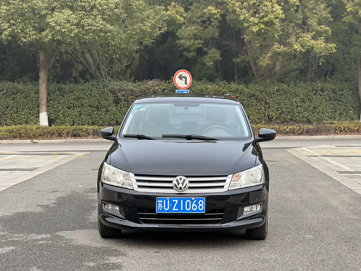 Volkswagen Santana  из Китая