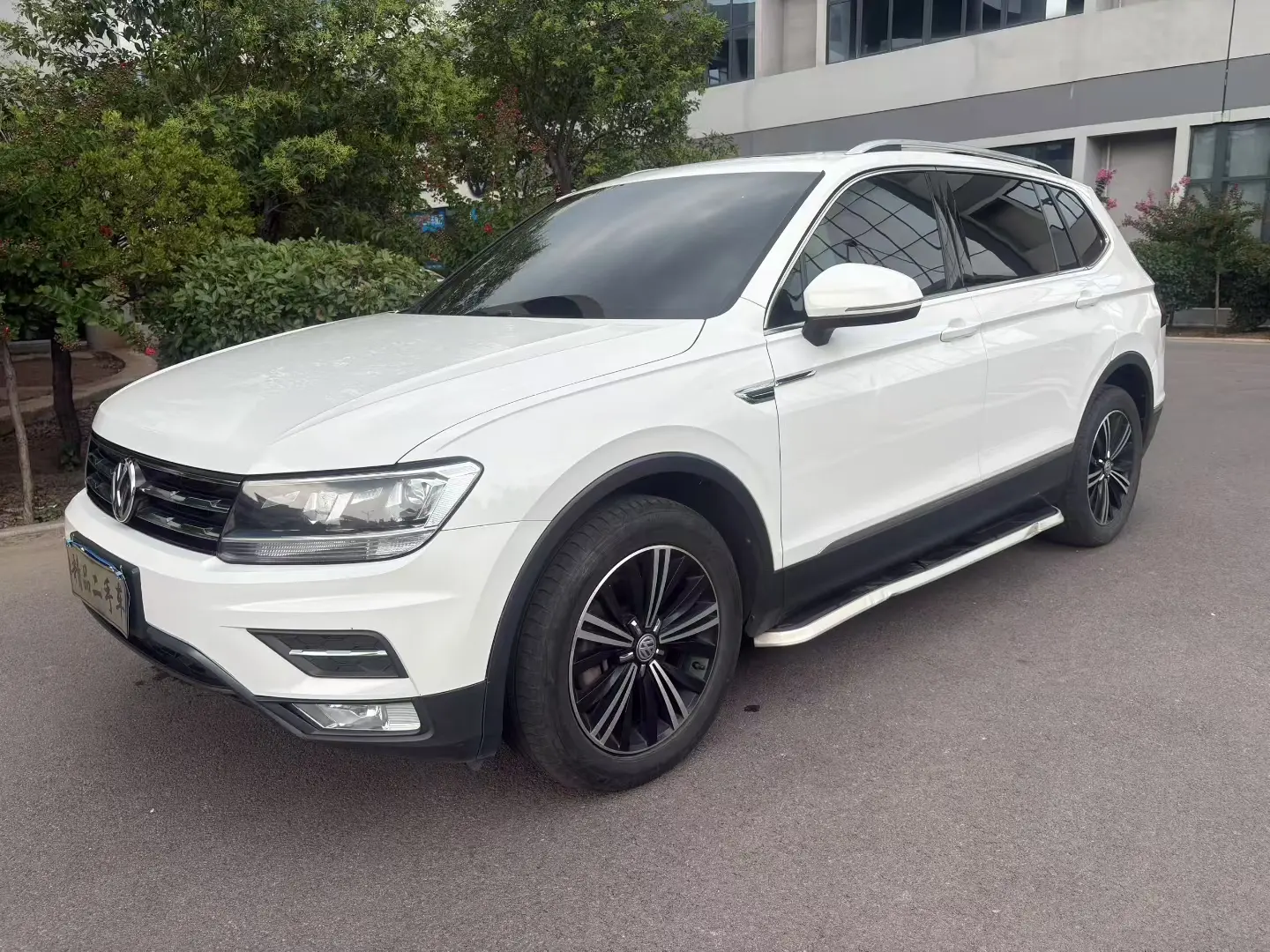 Volkswagen Tiguan L  из Китая