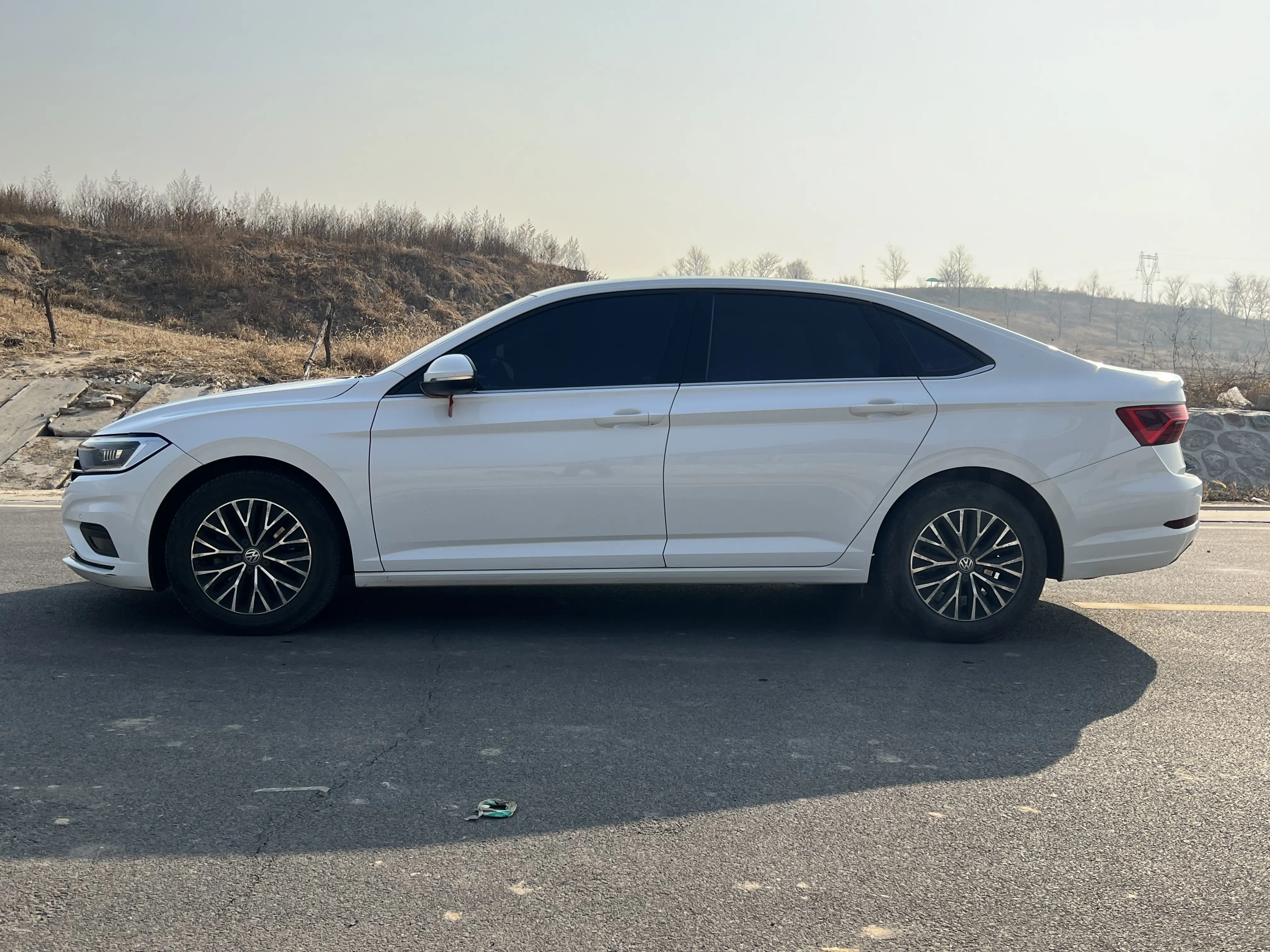 Volkswagen Sagitar  из Китая