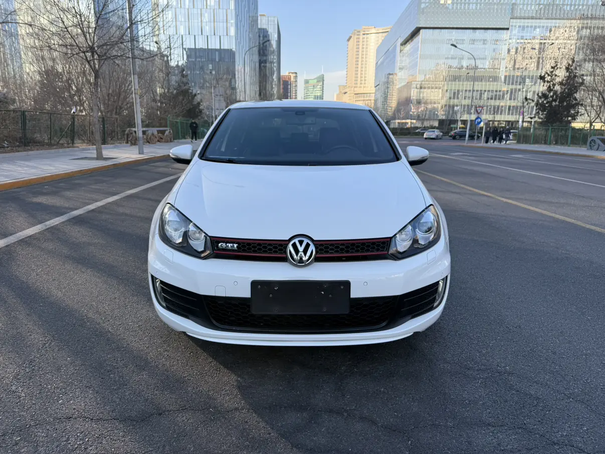 Volkswagen Golf GTI  из Китая