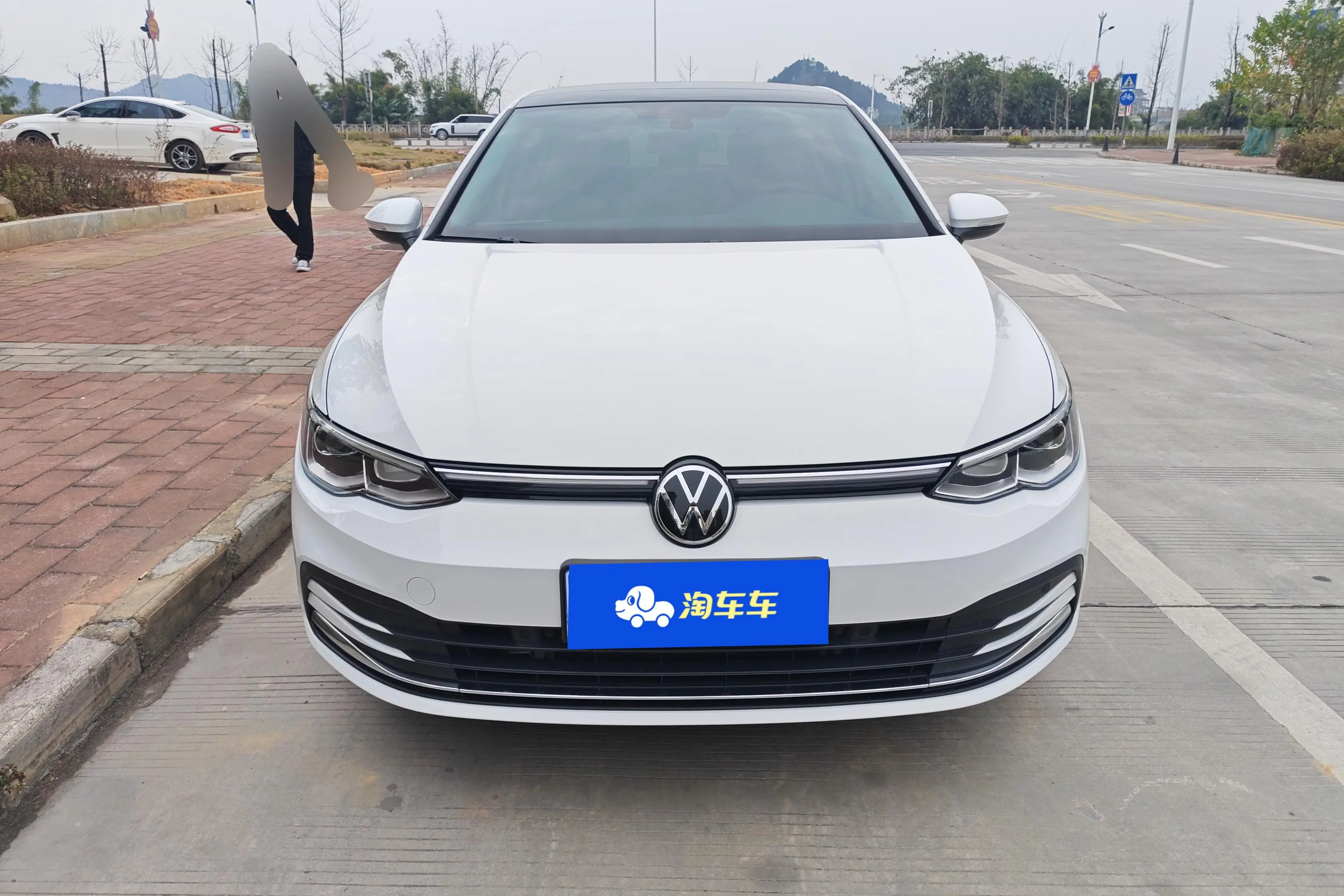 Volkswagen Golf  из Китая