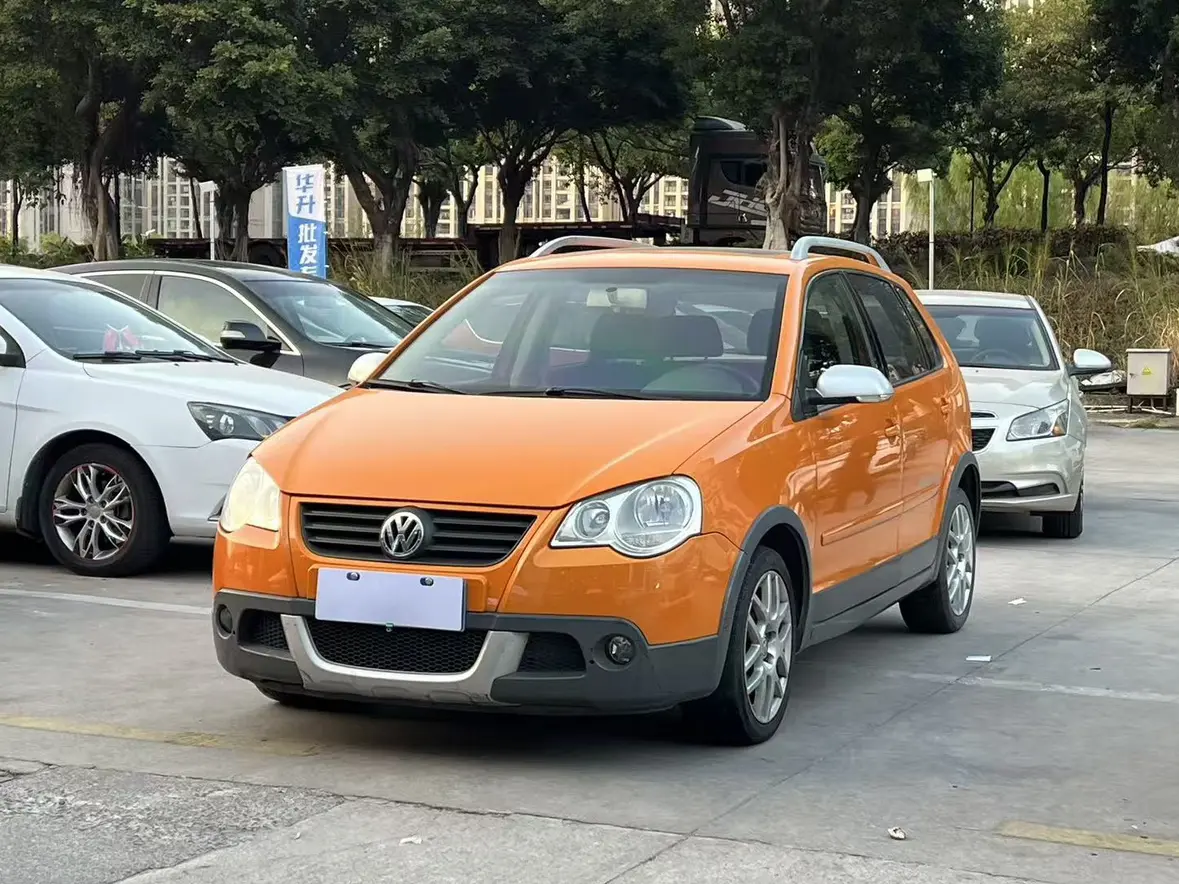 Volkswagen Polo  из Китая
