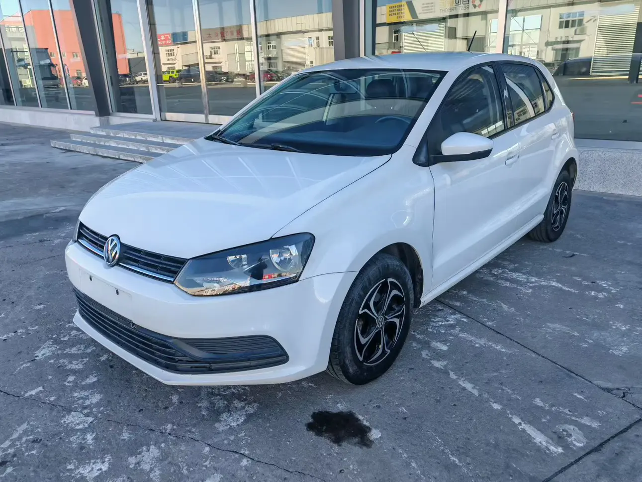 Volkswagen Polo  из Китая