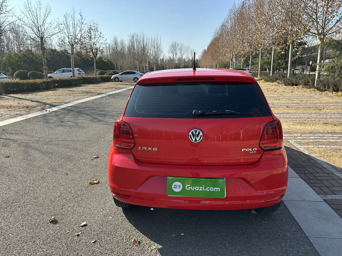 Volkswagen Polo  из Китая