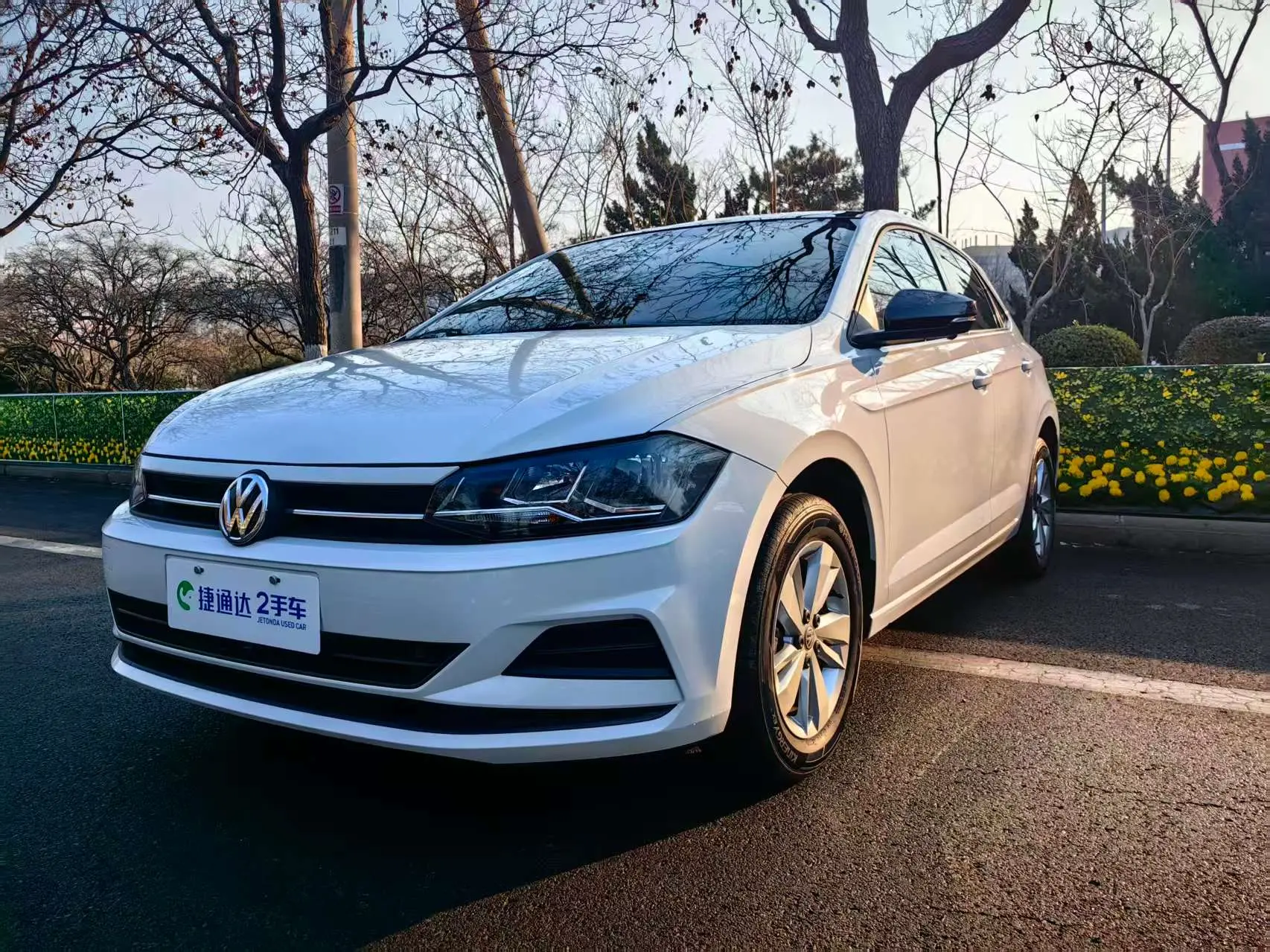 Volkswagen Polo  из Китая