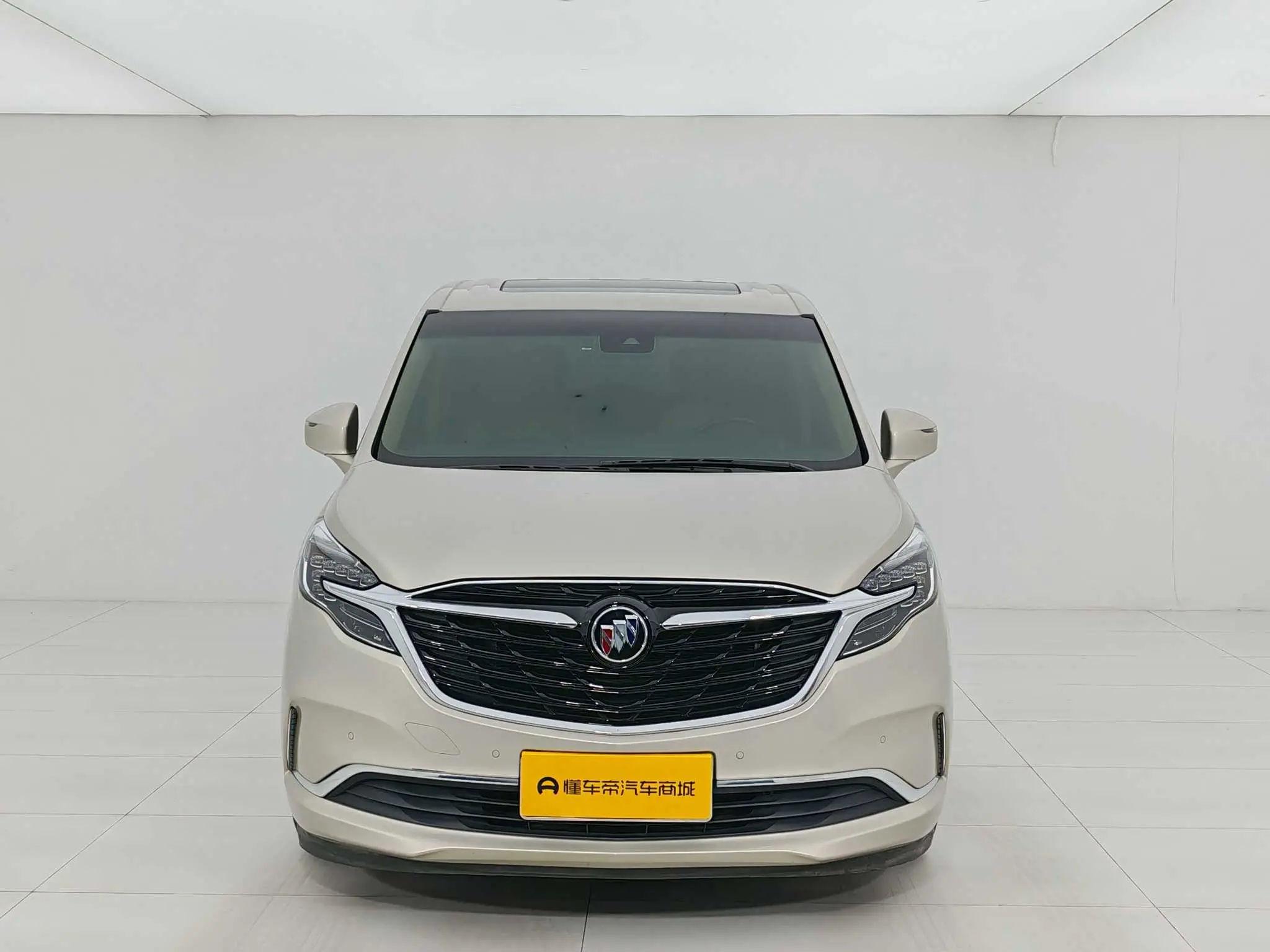 Buick GL8  из Китая