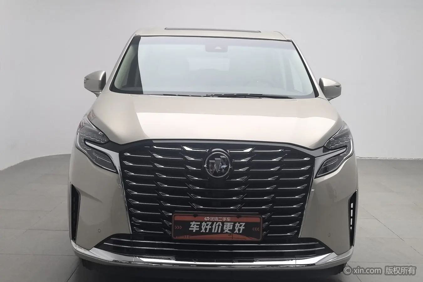 Buick GL8  из Китая