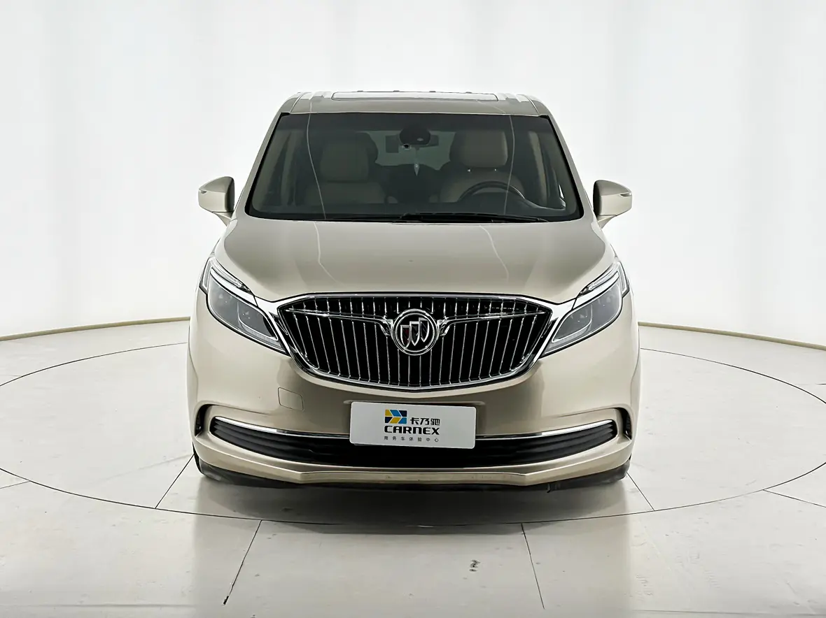 Buick GL8  из Китая