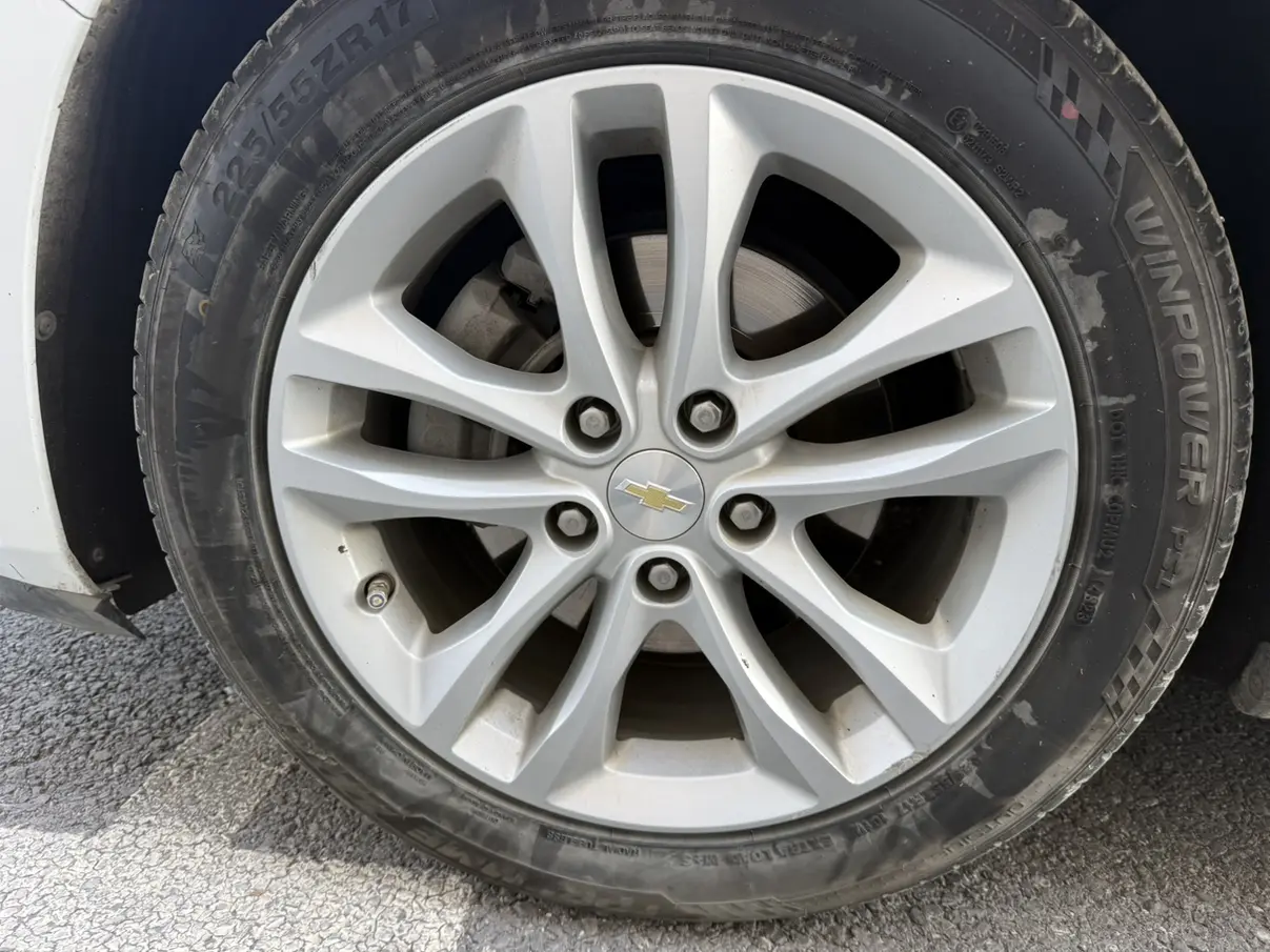 Buick Majesty  из Китая