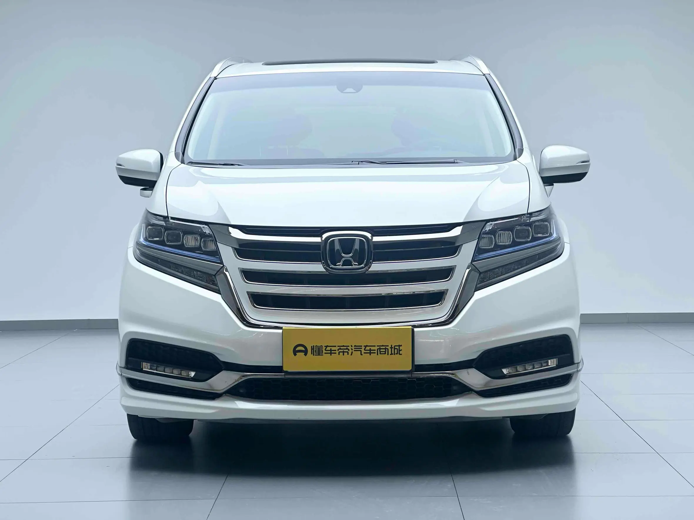 Honda Elysion (Alison)  из Китая