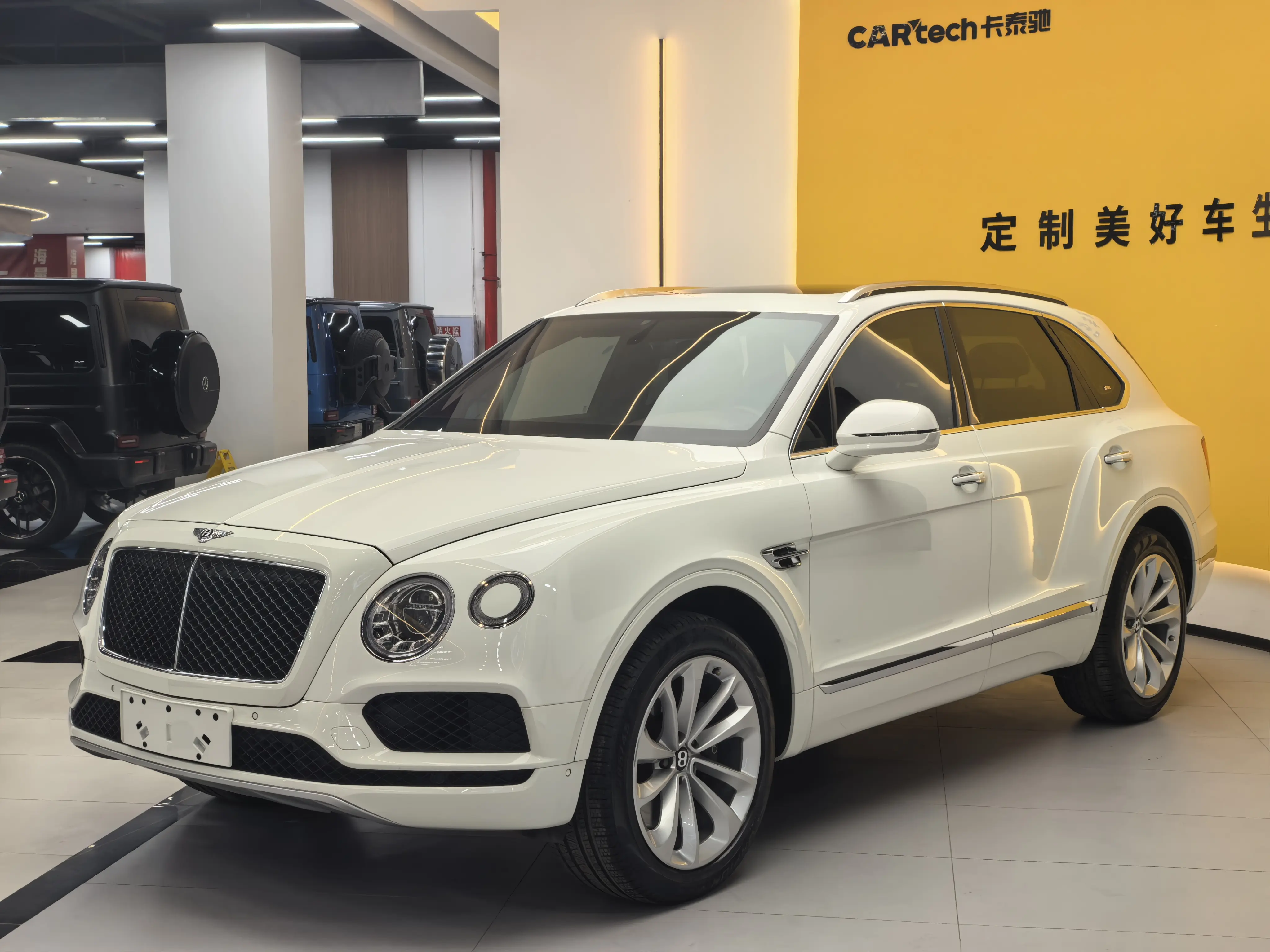 Bentley Bentayga  из Китая