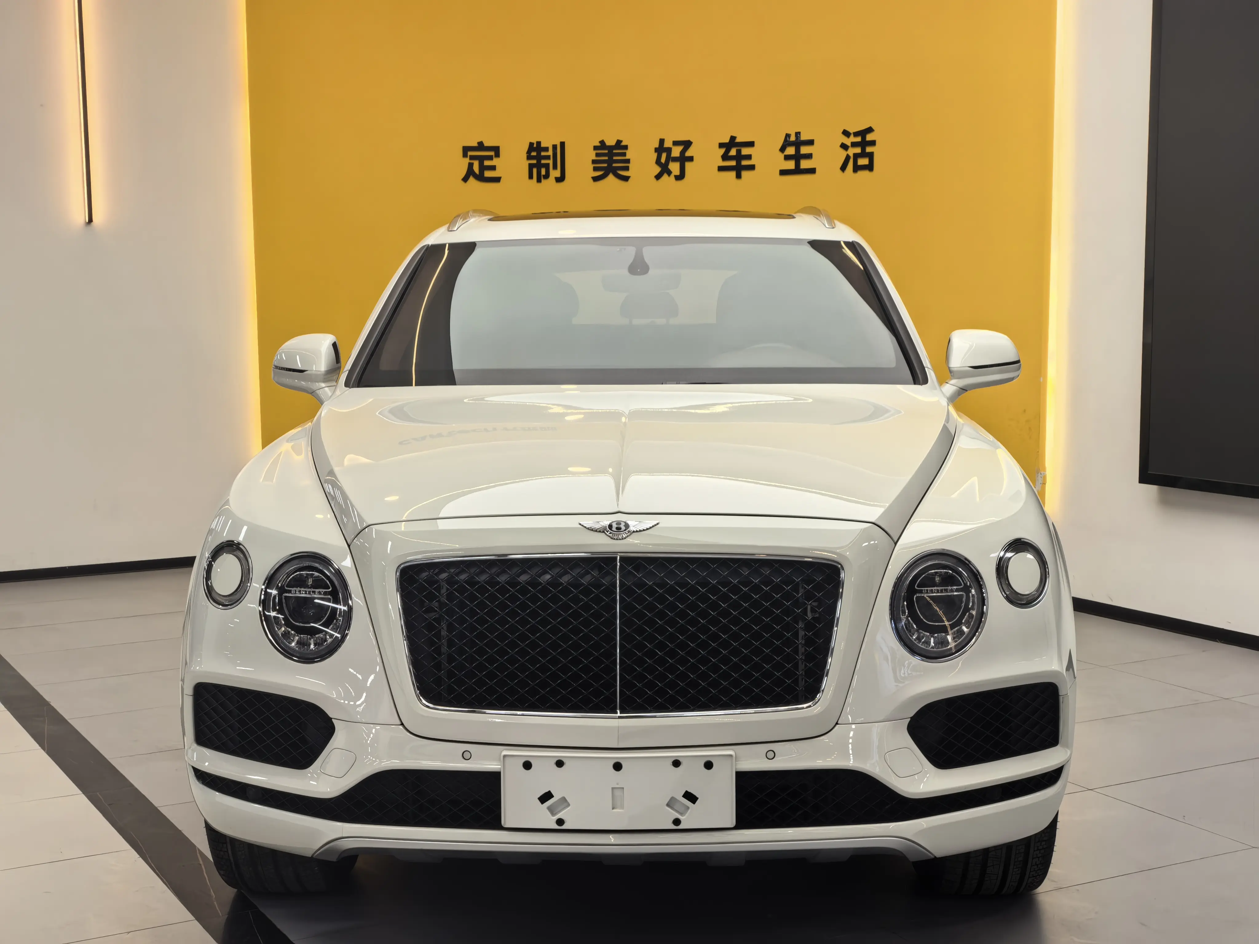 Bentley Bentayga  из Китая