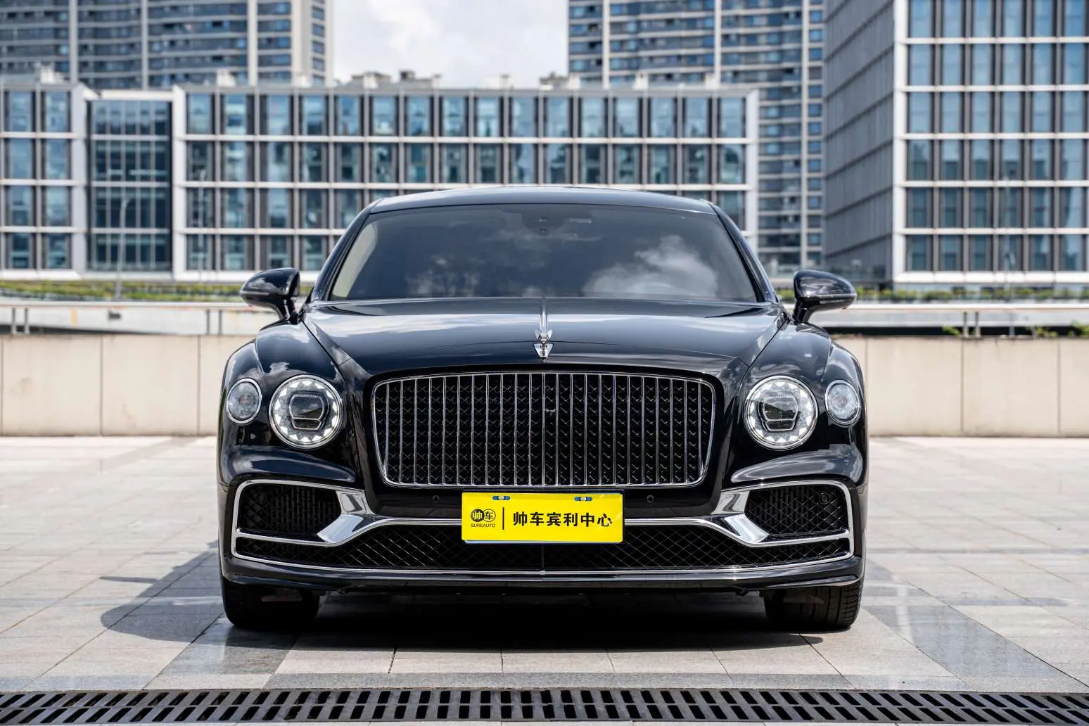 Bentley Galloping  из Китая