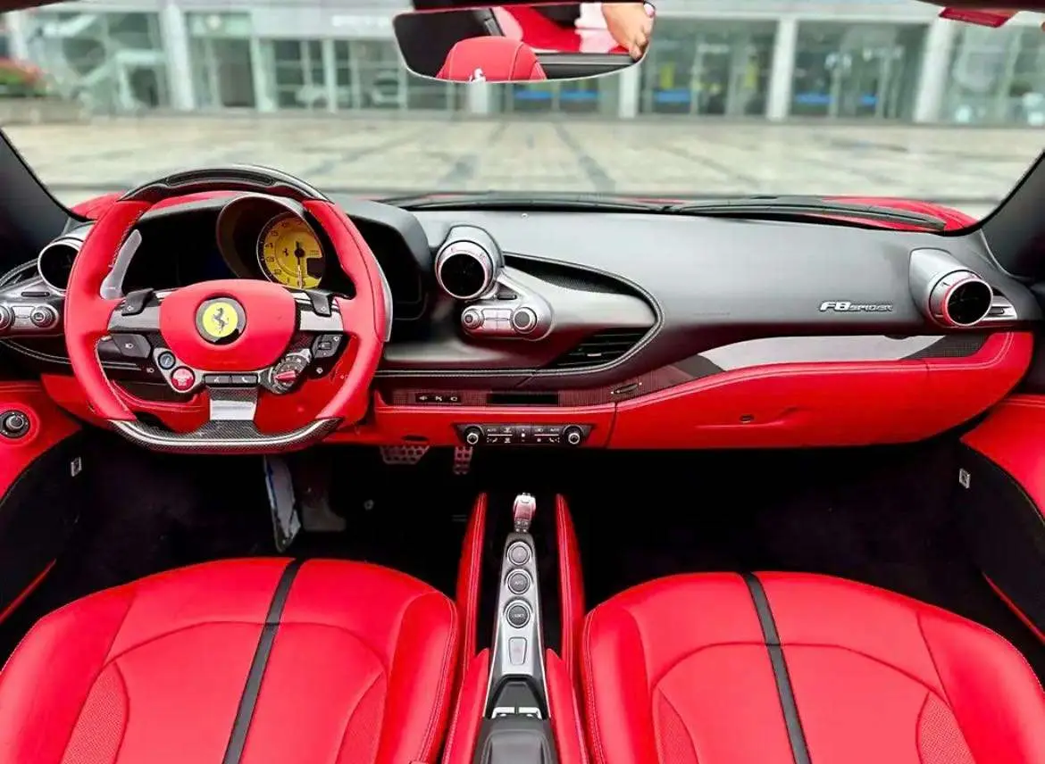 Ferrari F8  из Китая