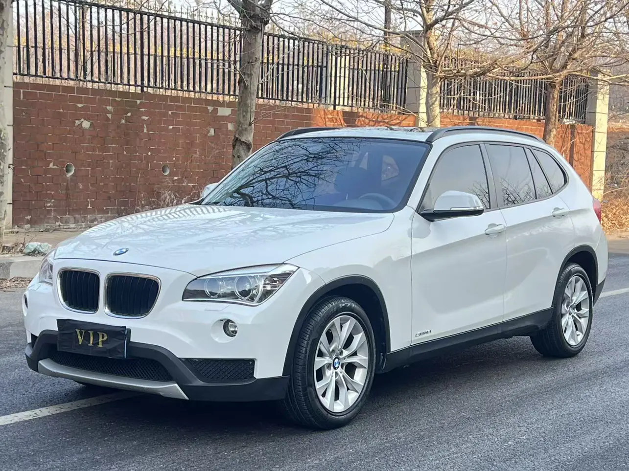BMW X1  из Китая