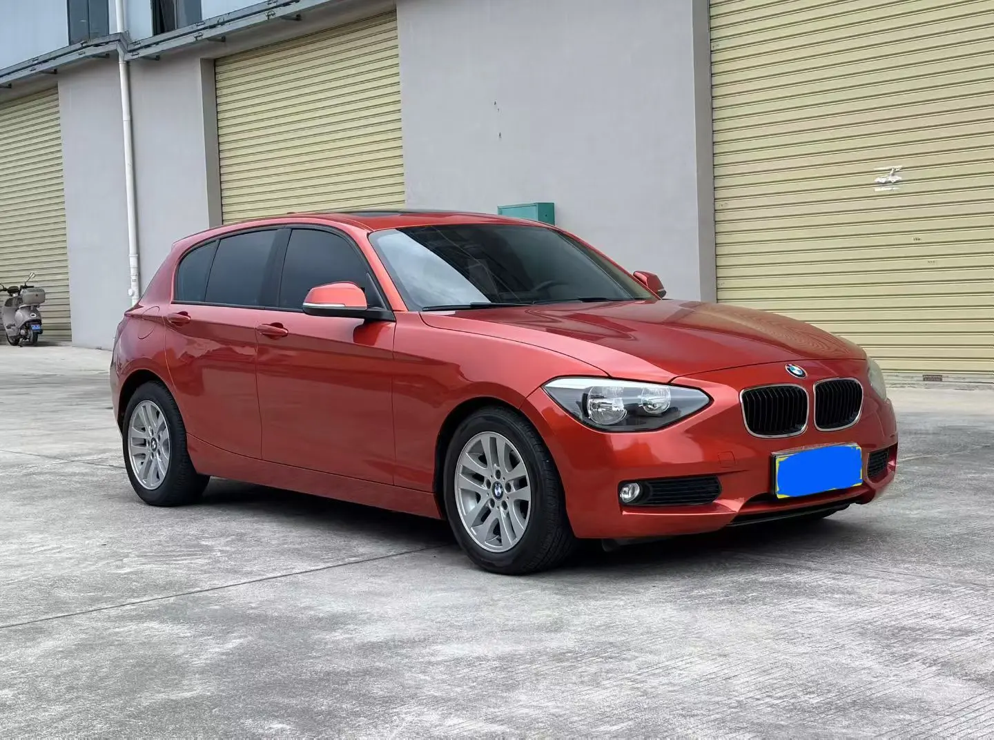 BMW 1 Series  из Китая