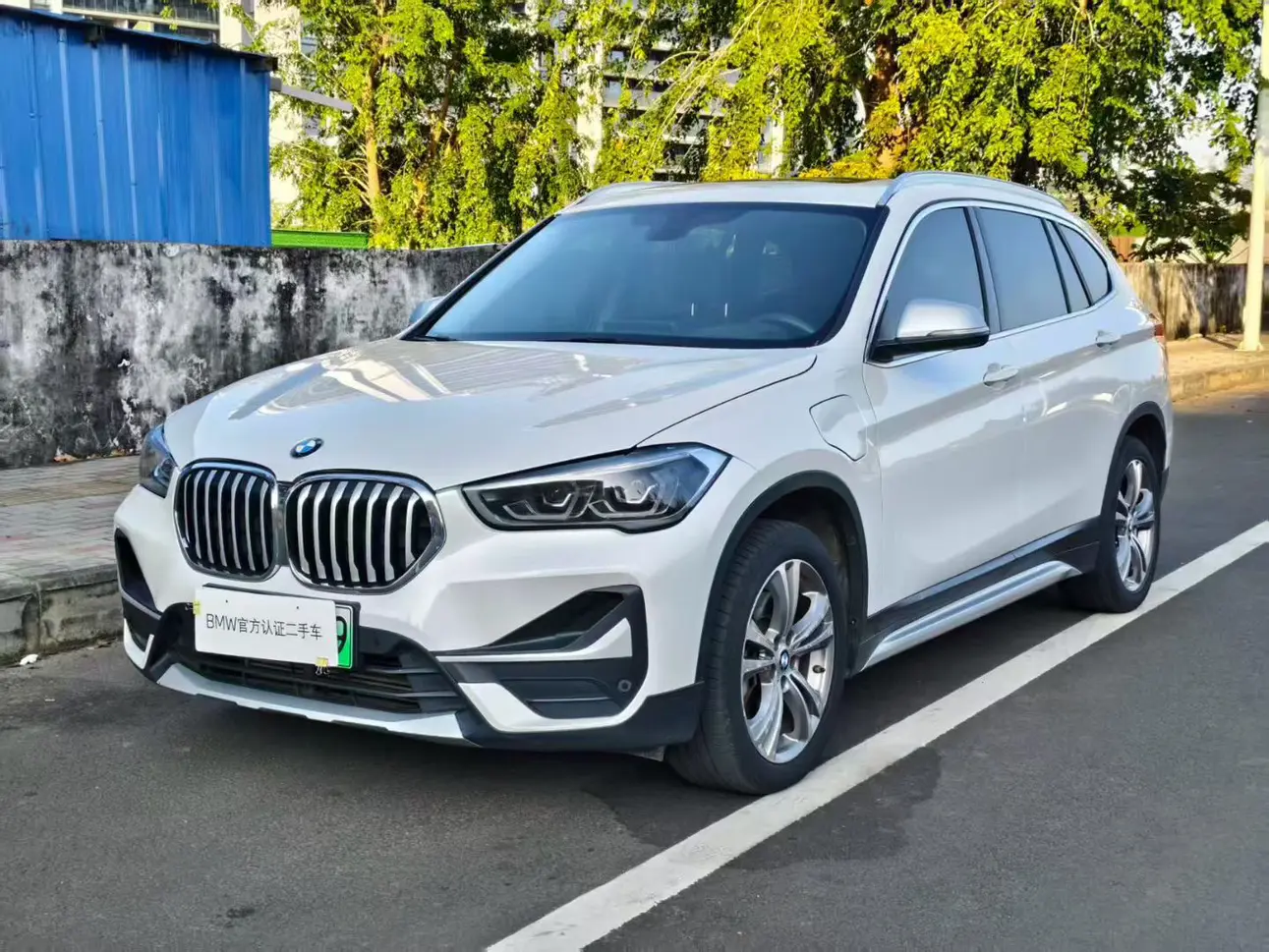 BMW X1 PHEV  из Китая
