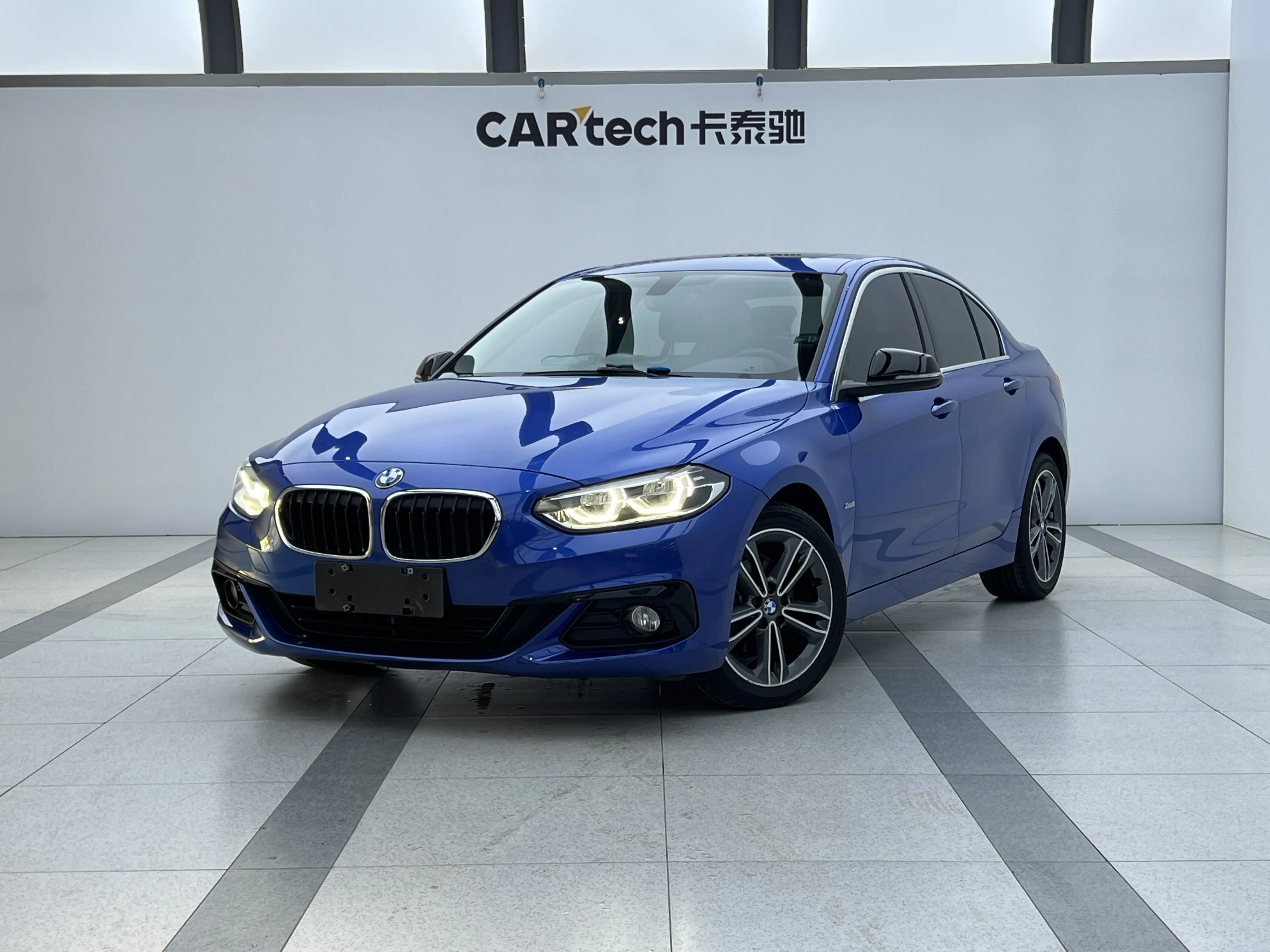 BMW 1 Series  из Китая