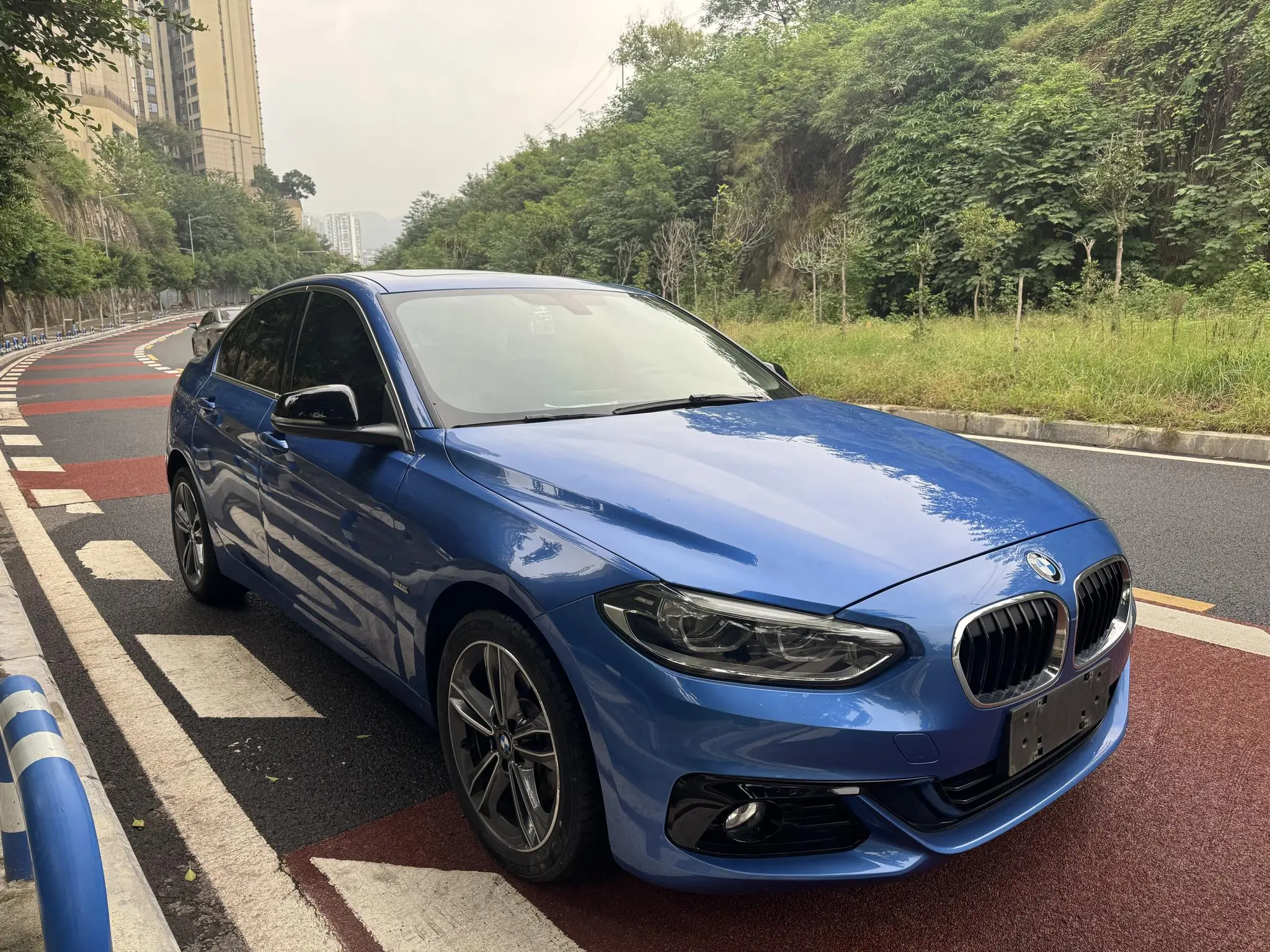 BMW 1 Series  из Китая