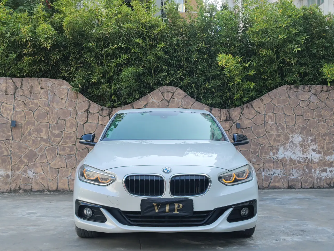 BMW 1 Series  из Китая