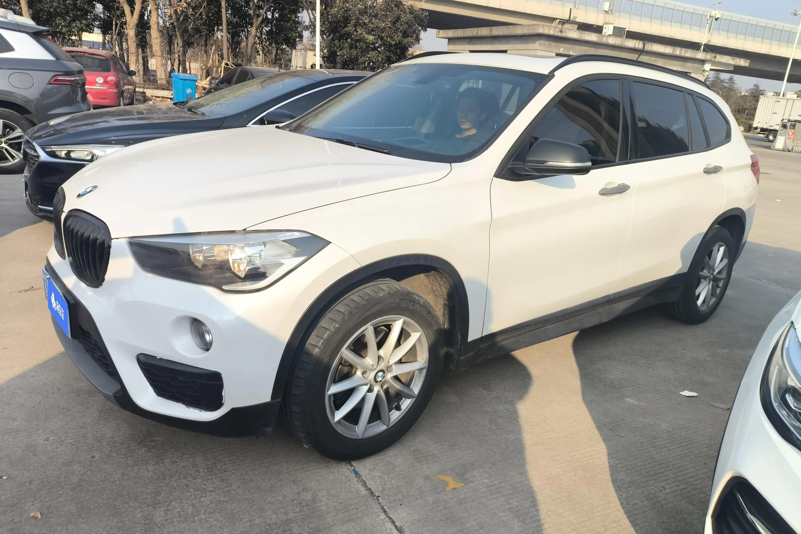 BMW X1  из Китая