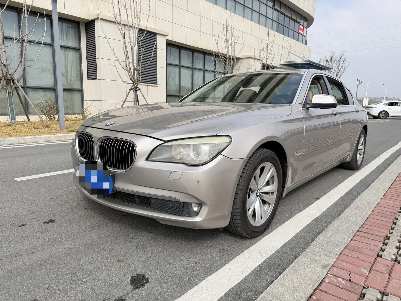 BMW 7 Series  из Китая