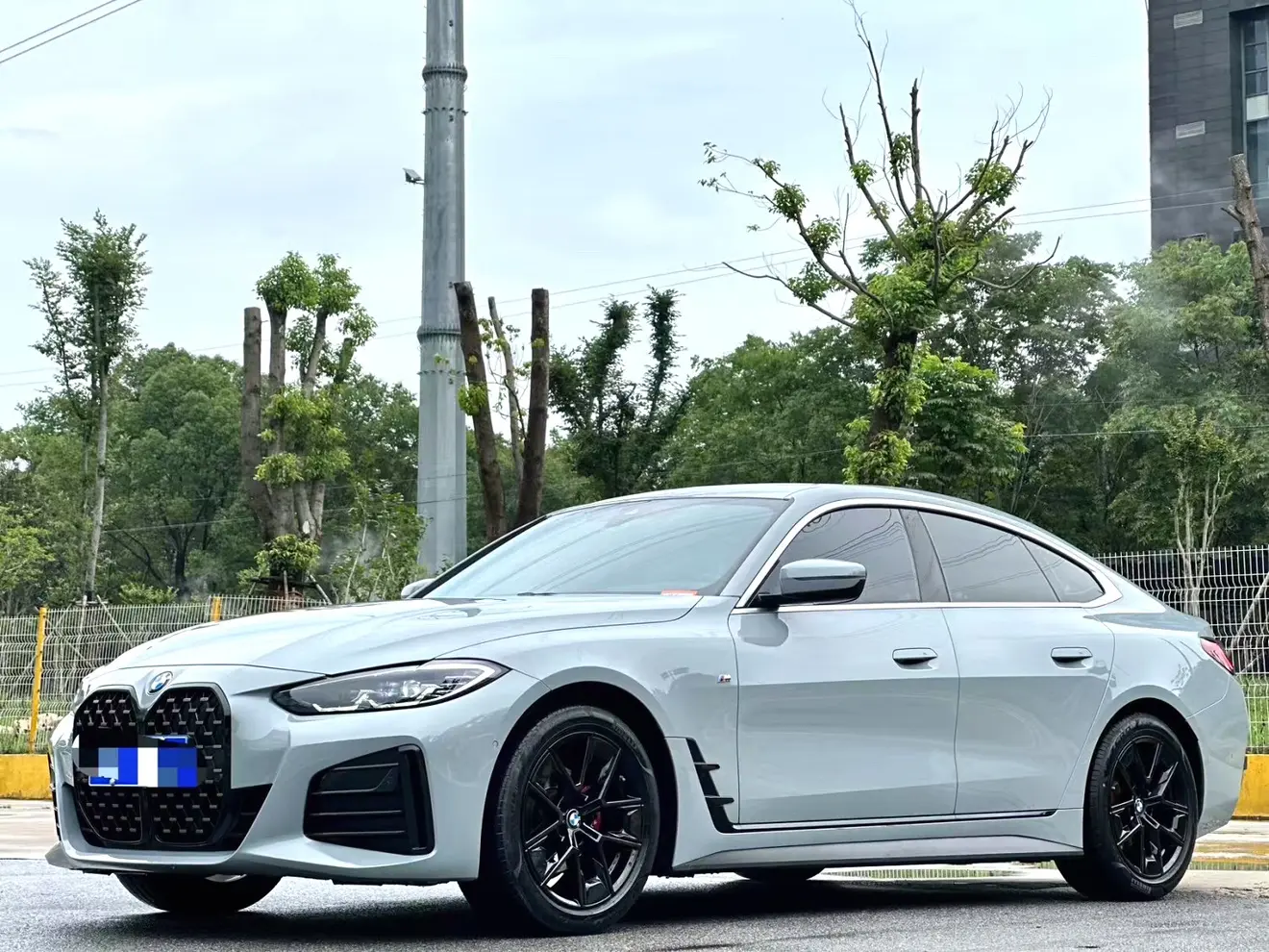 BMW 4 Series  из Китая