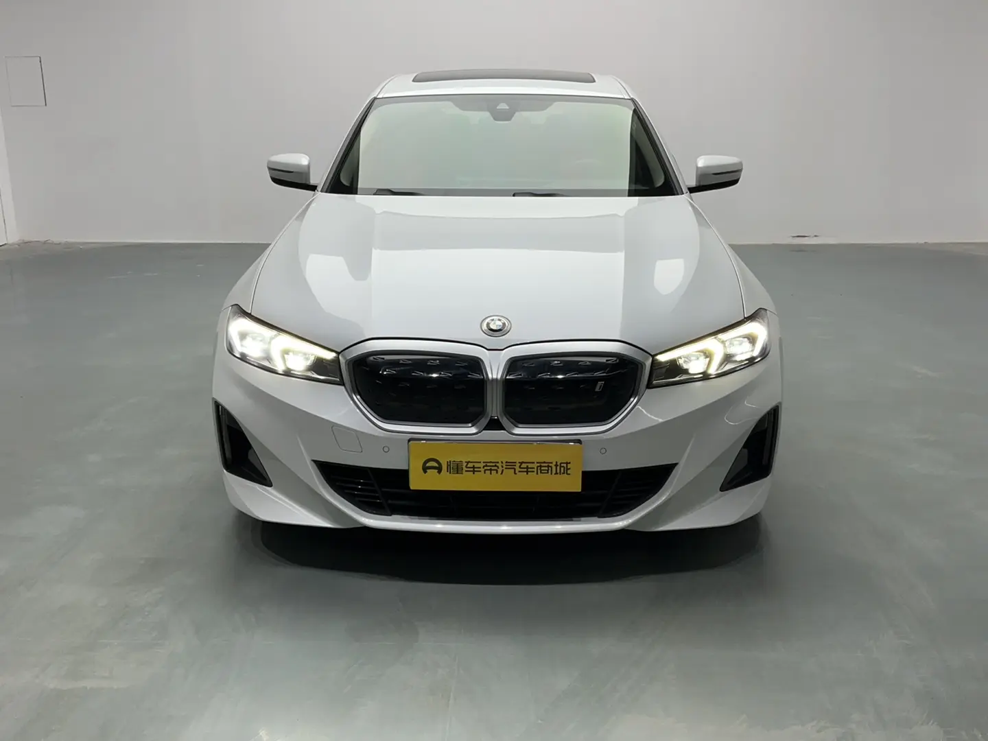 BMW i3  из Китая