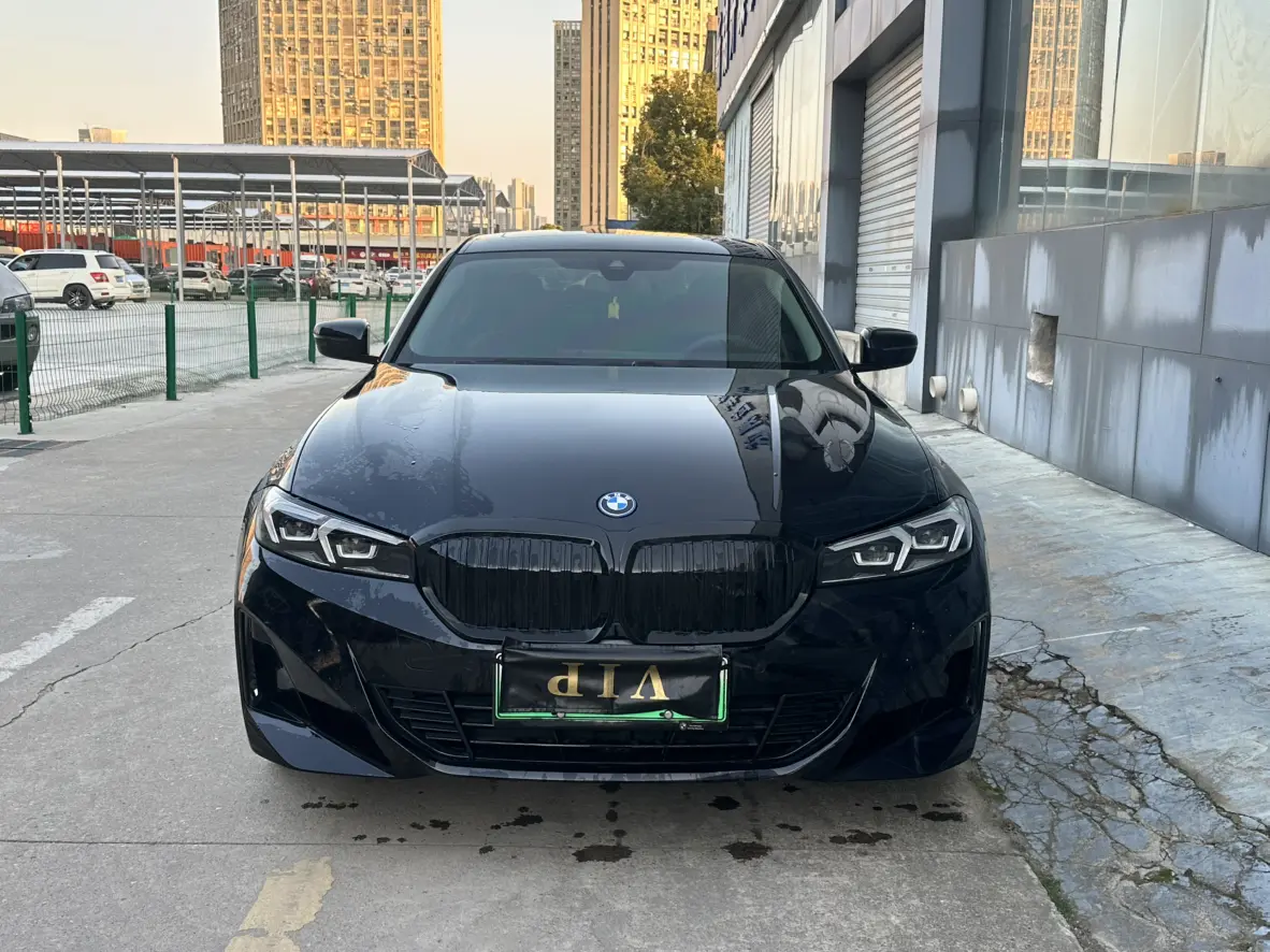 BMW i3  из Китая