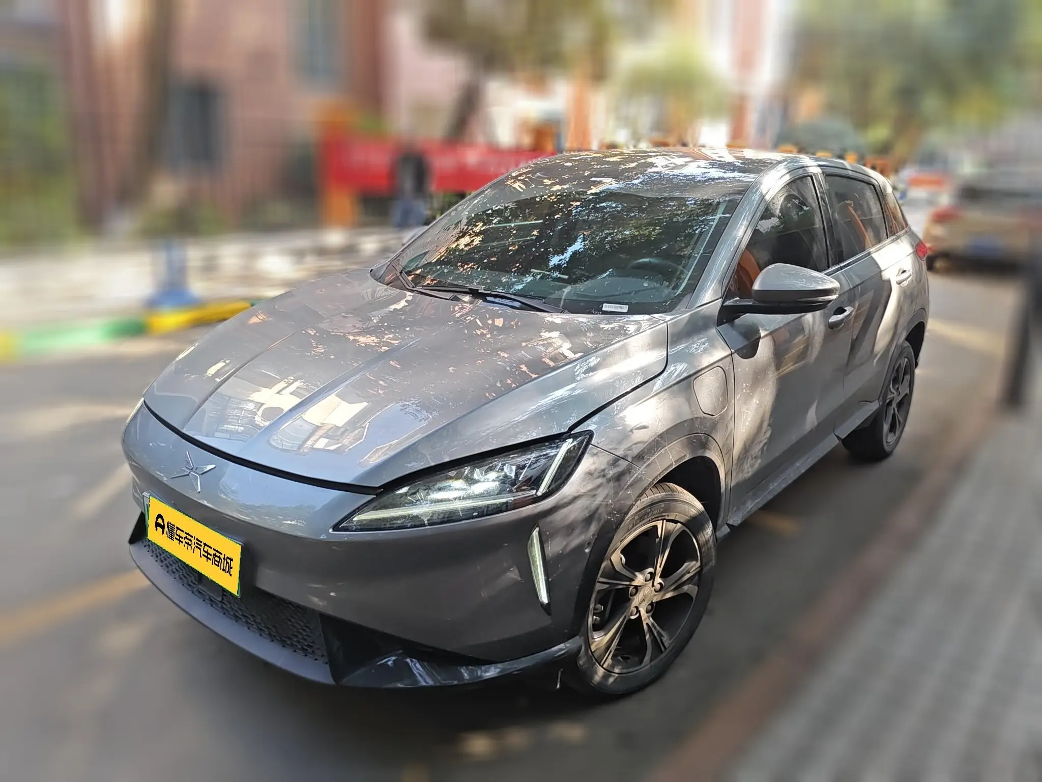 Xpeng G3  из Китая