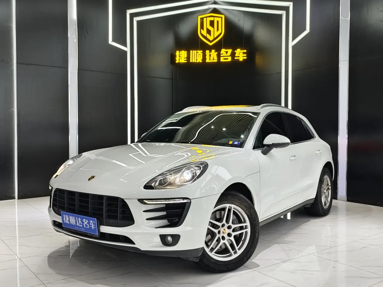 Porsche Macan  из Китая