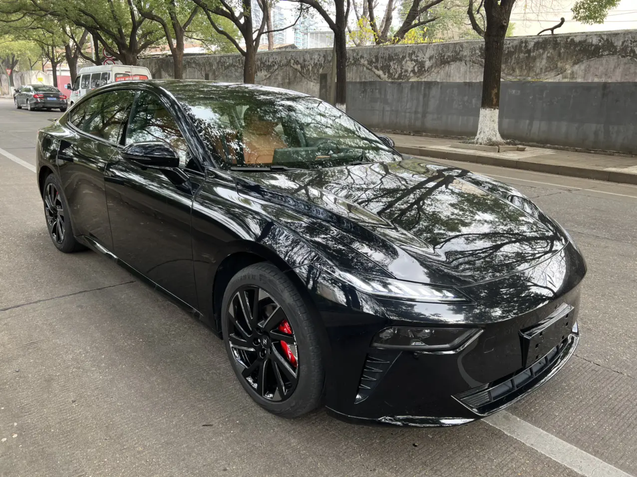 Dongfeng Eπ007  из Китая