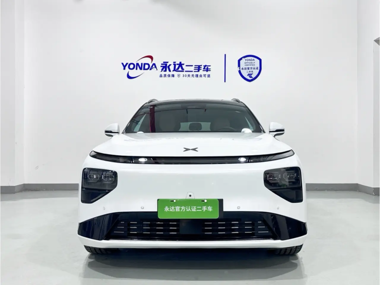 Xpeng G9  из Китая