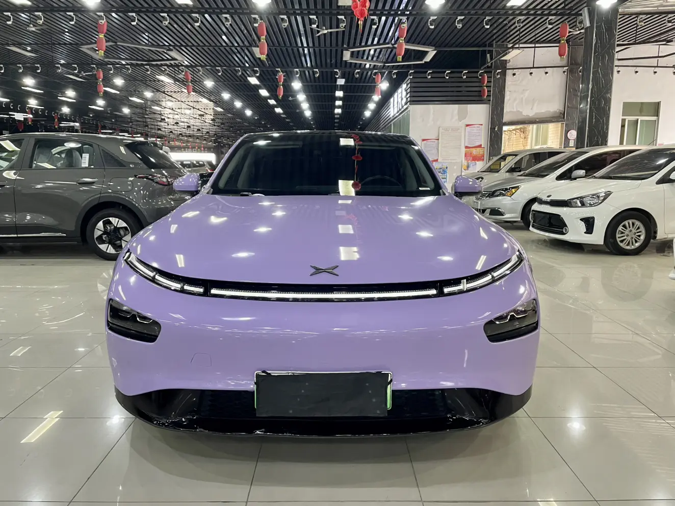 Xpeng P7  из Китая