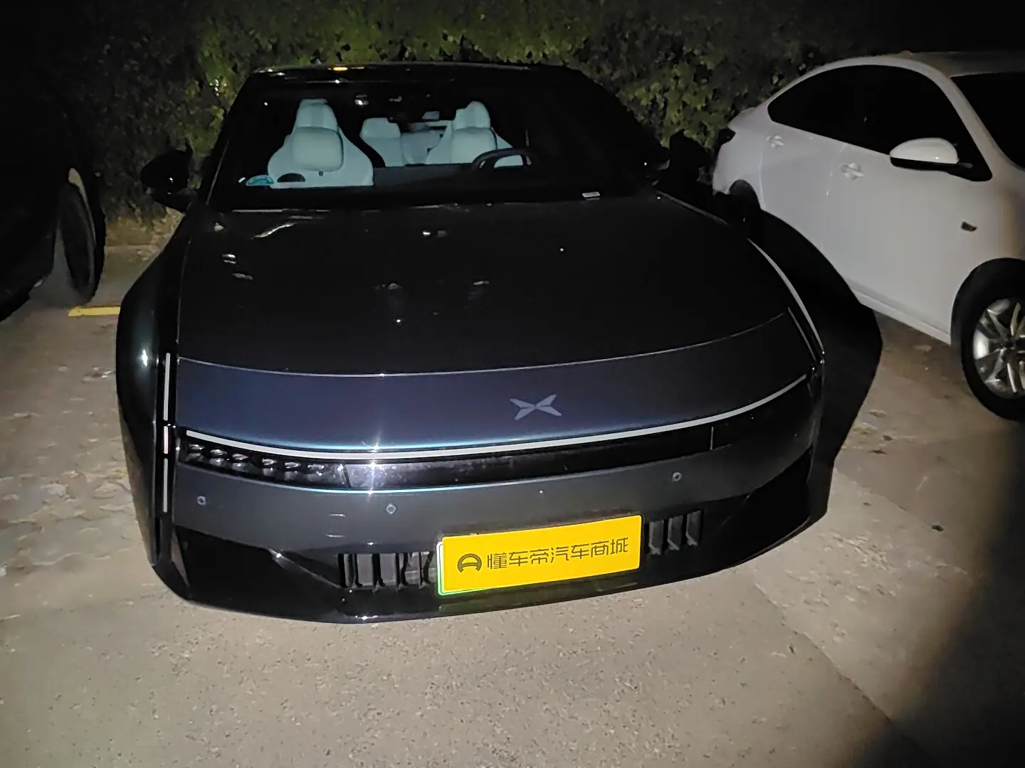 Xpeng P7  из Китая