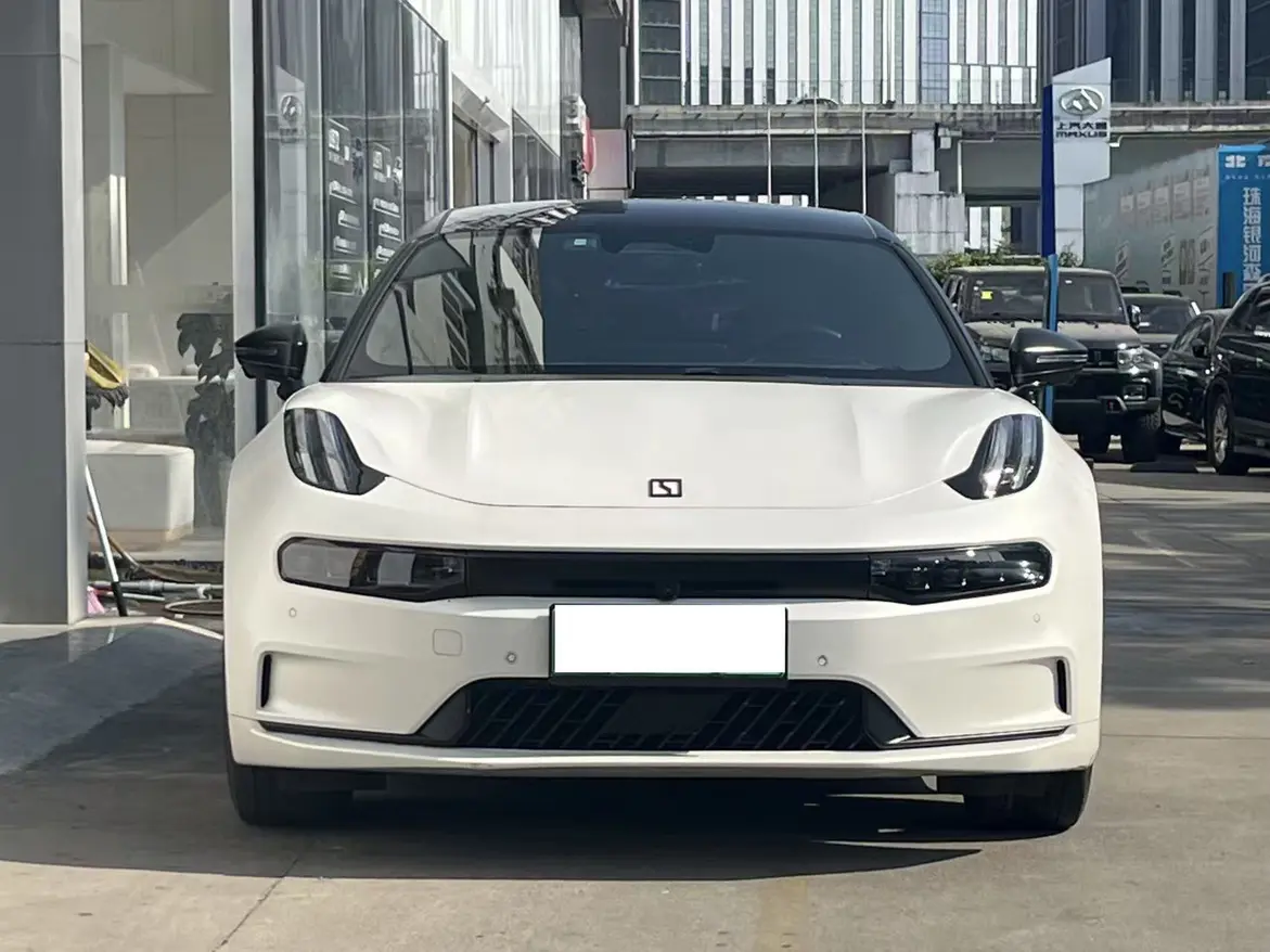ZEEKR 001  из Китая
