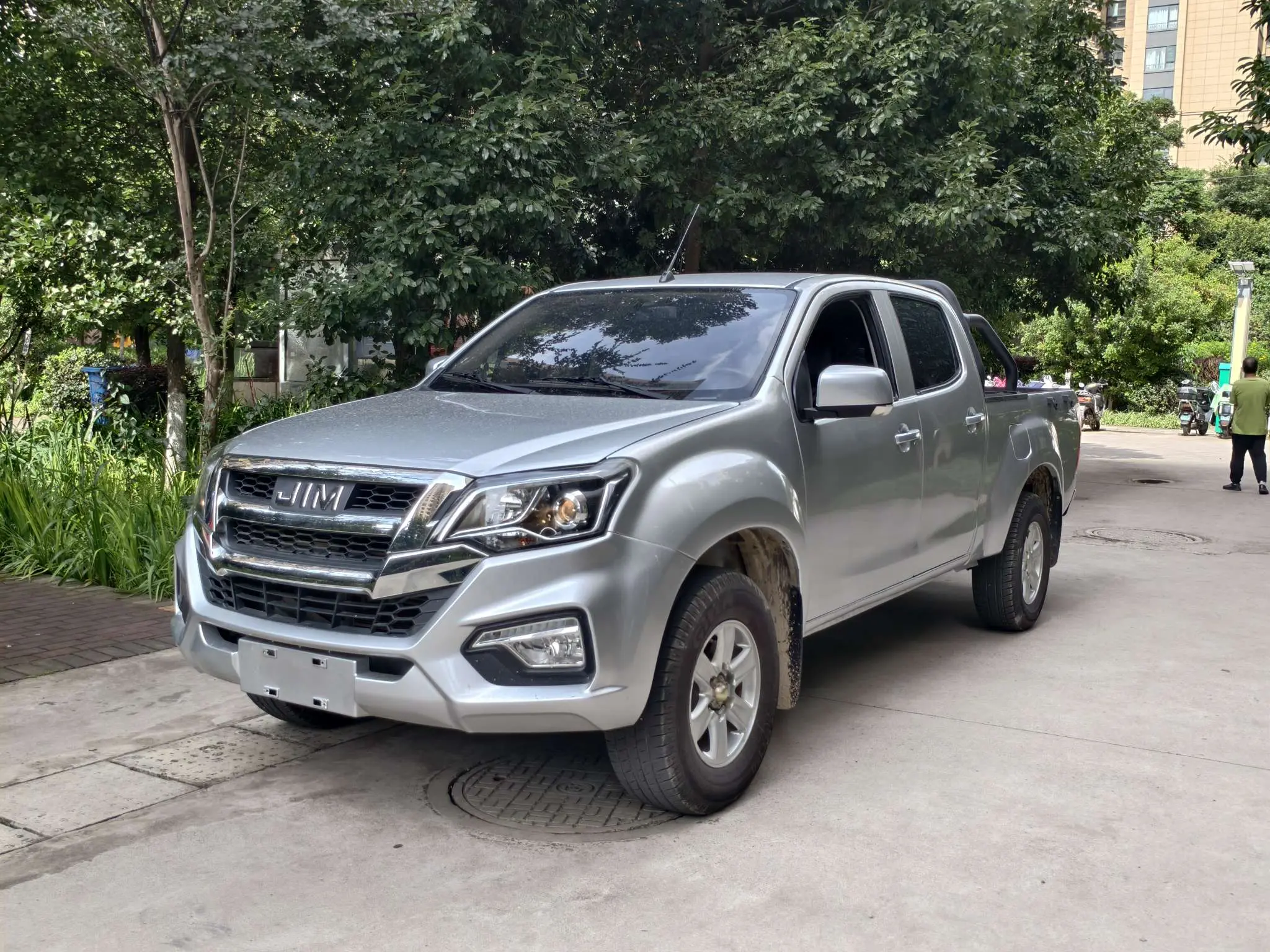 Isuzu RE-MAX  из Китая