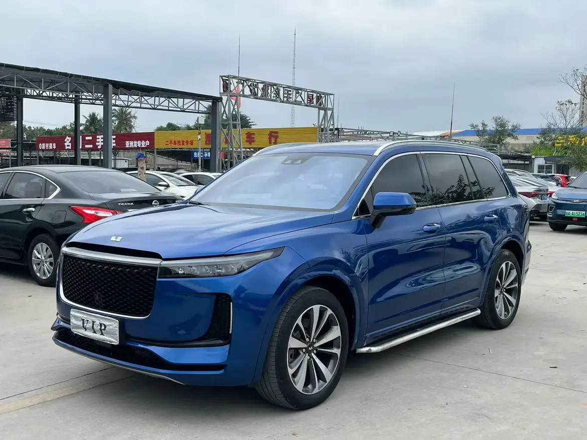 Li ONE (Ideal ONE)  из Китая