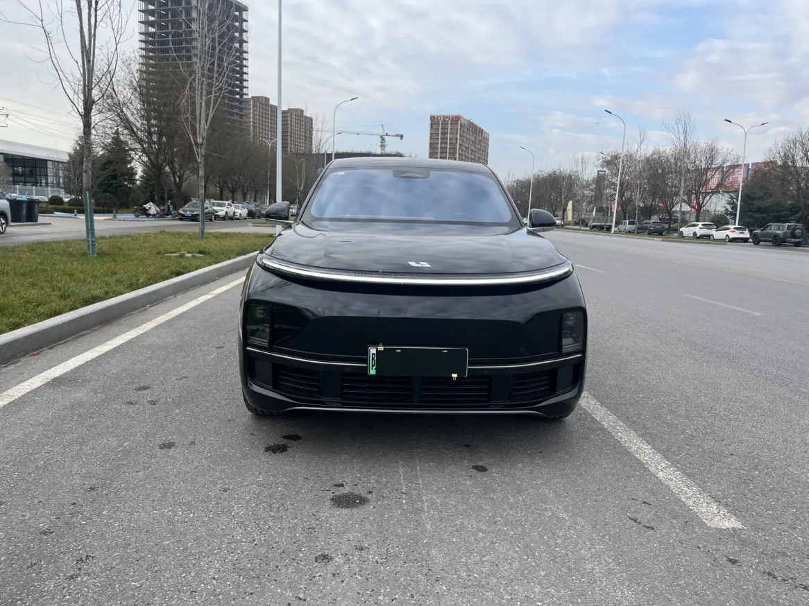 Li L8 (Ideal L8)  из Китая