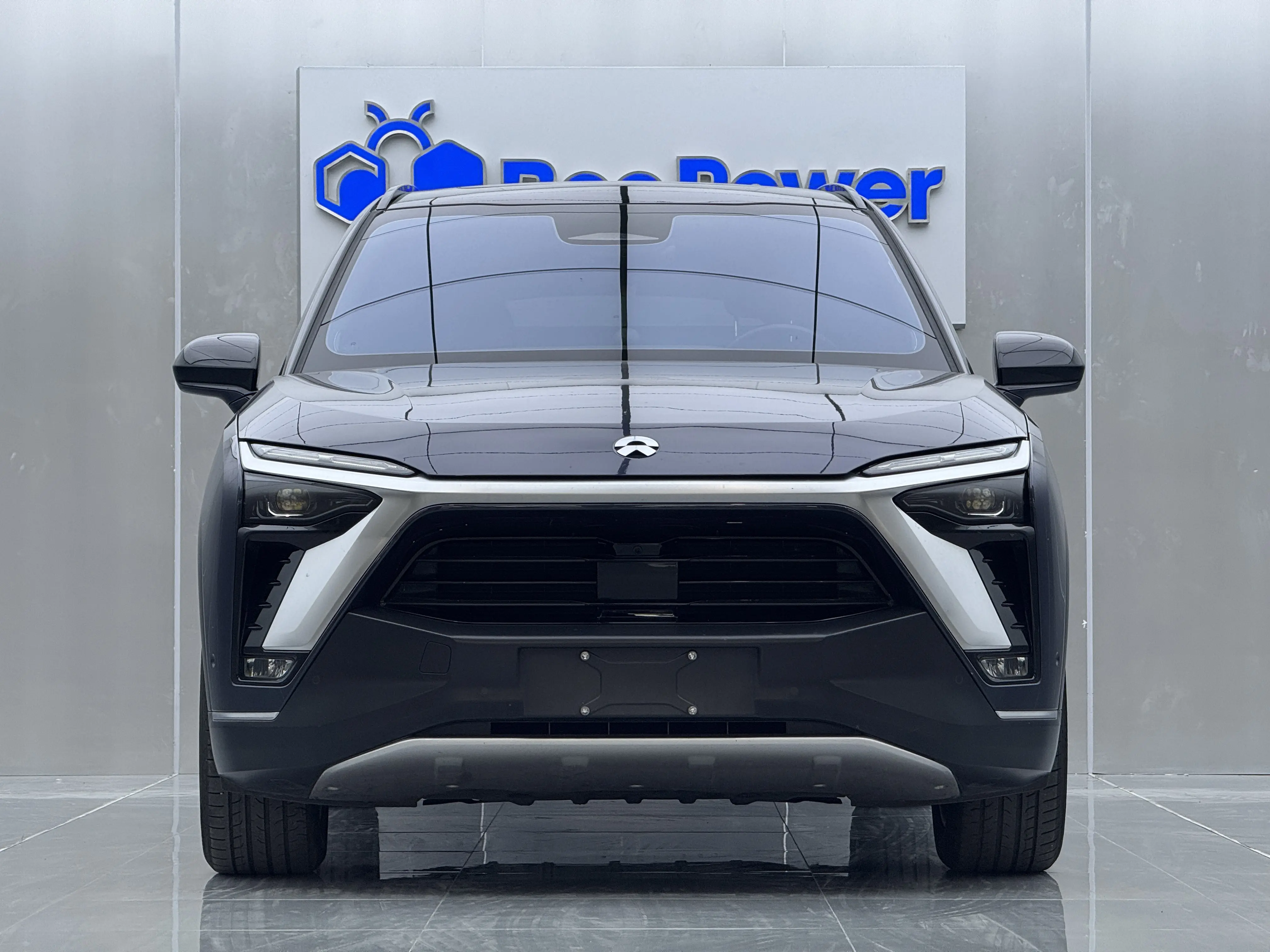 NIO ES8  из Китая