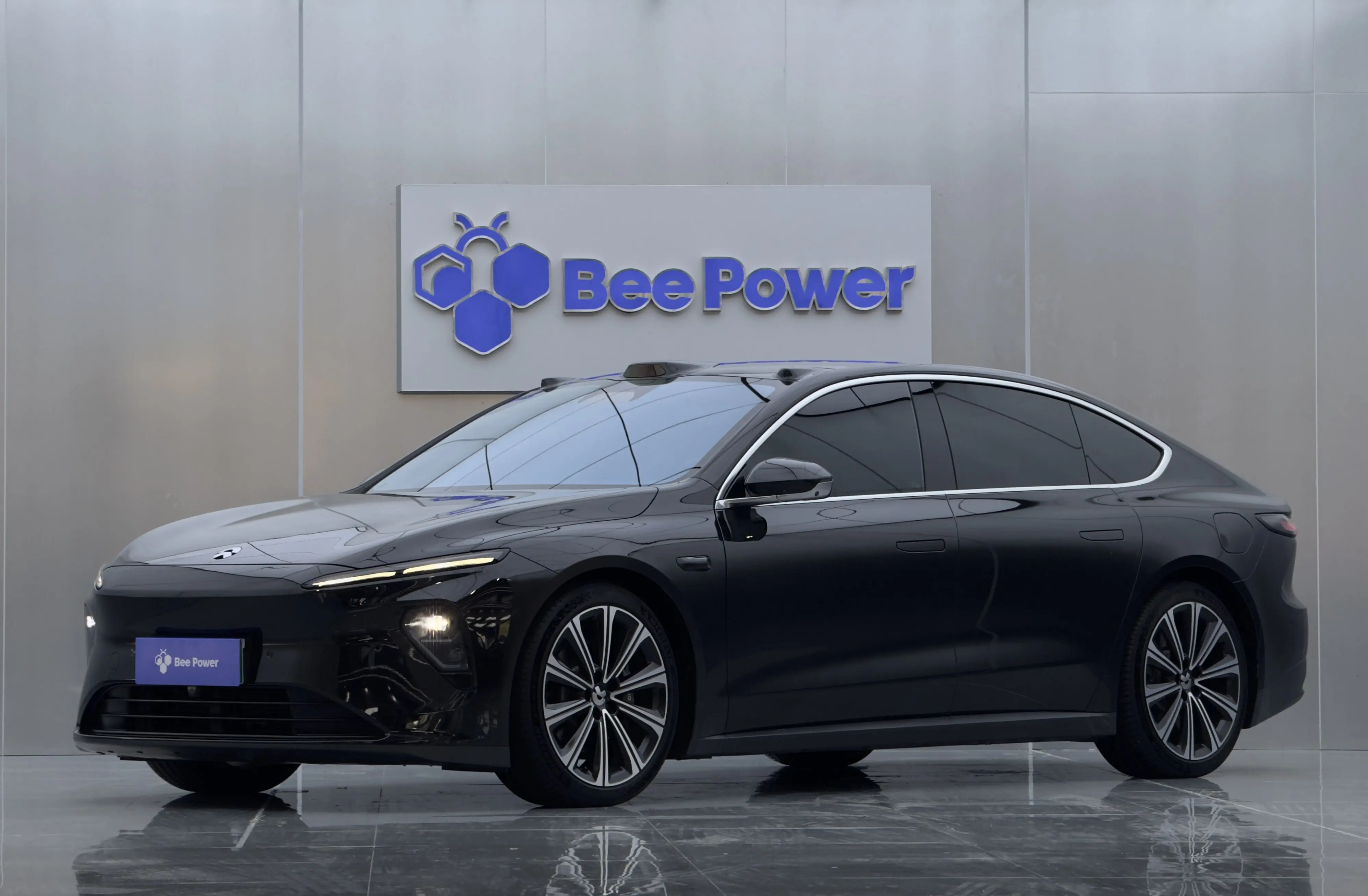 NIO ET7  из Китая